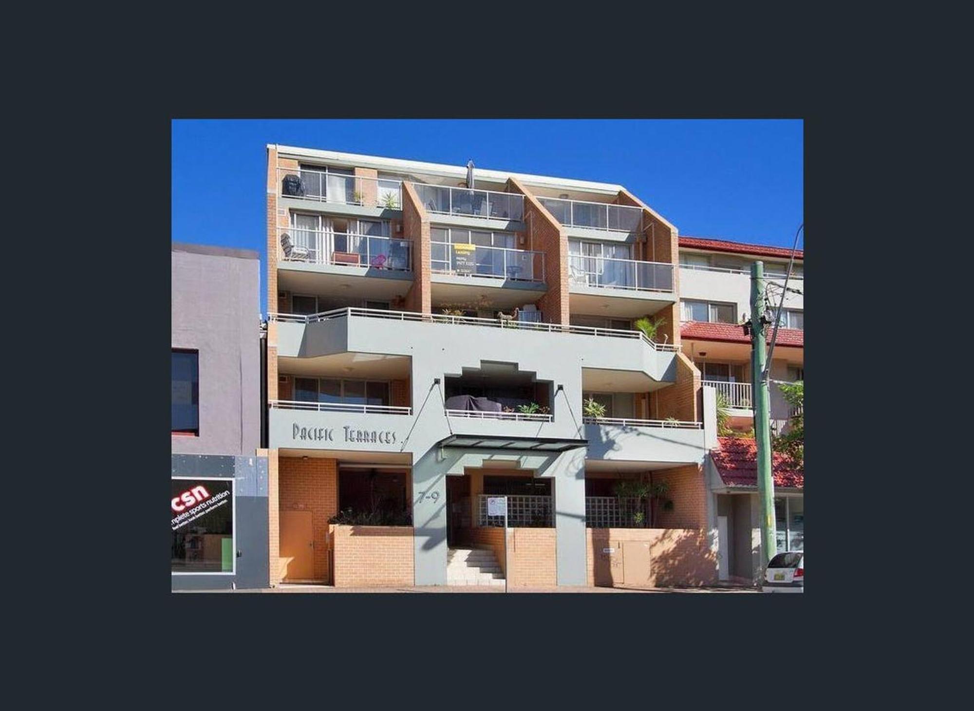 Apartment Luxurious Manly Retreat With Beachside Bliss *