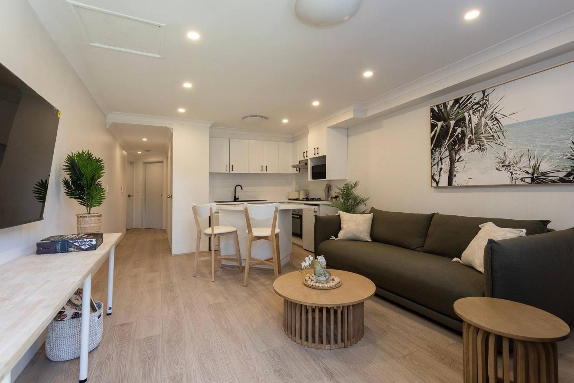 Apartment Luxurious Manly Retreat With Beachside Bliss Sydney