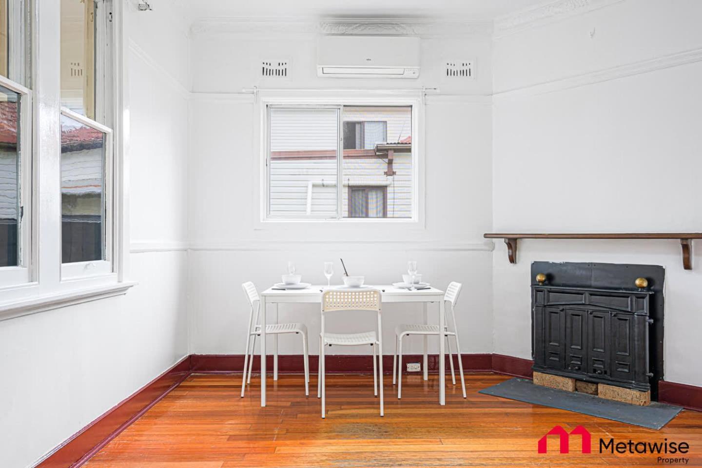 Bahay bakasyunan Metawise Parramatta Cozy With Furniture Wifi Sydney