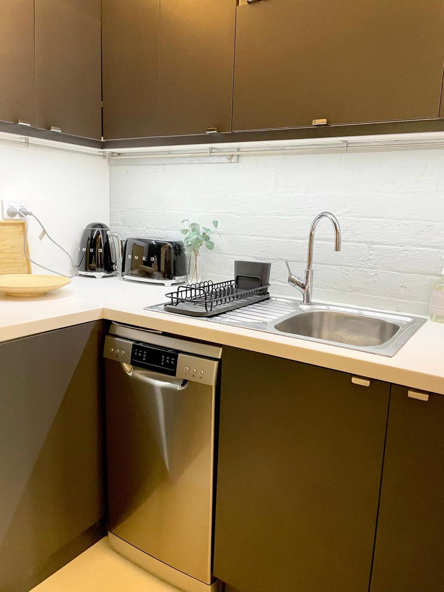 Secret Garden House In Apartment Sydney