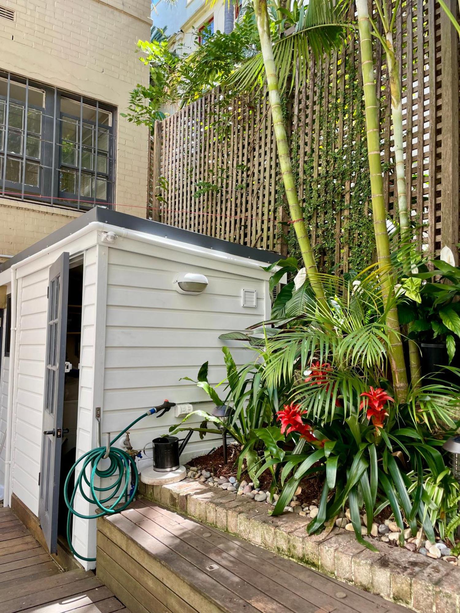 Apartment Secret Garden House In *