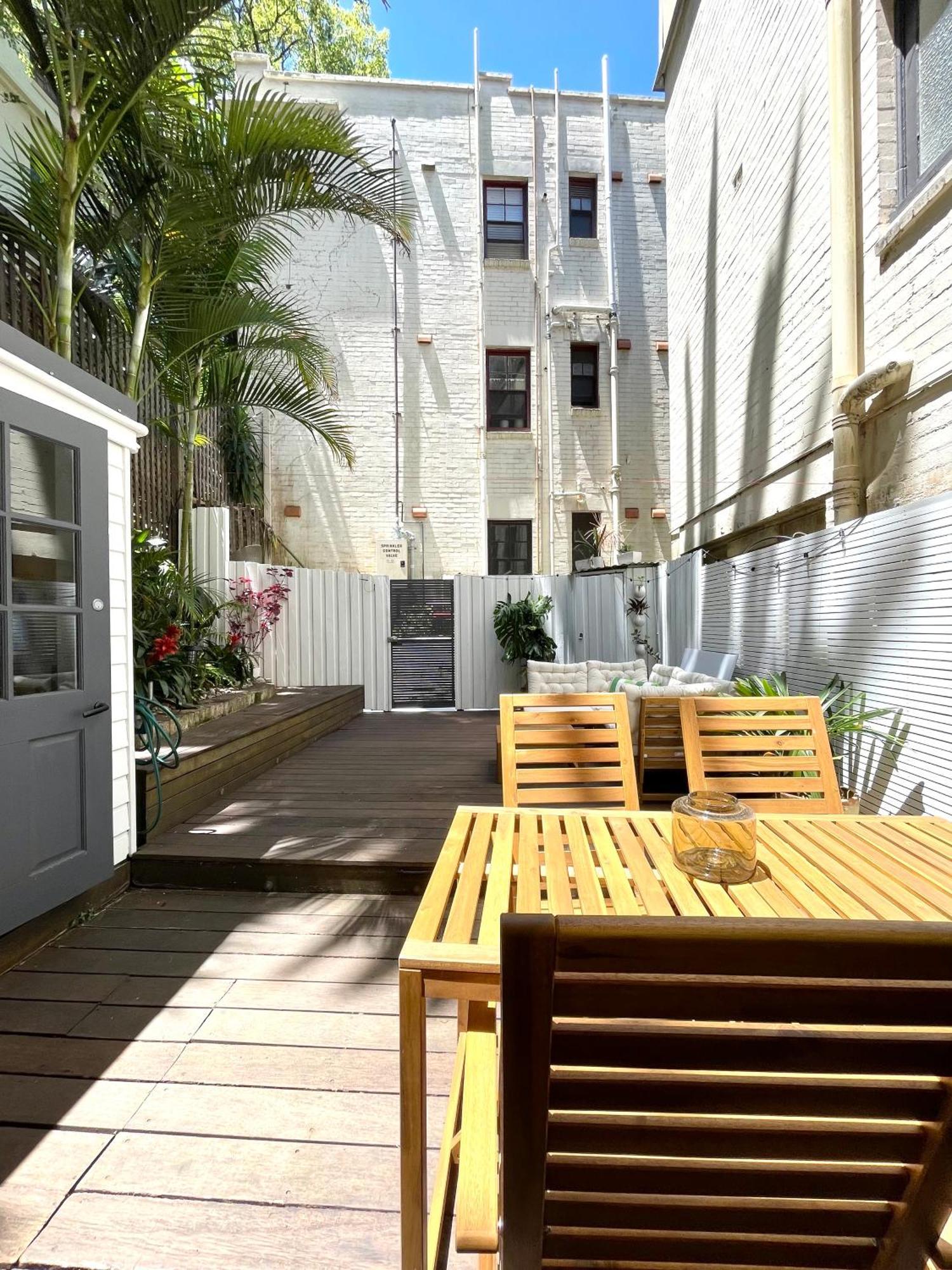 Apartment Secret Garden House In *