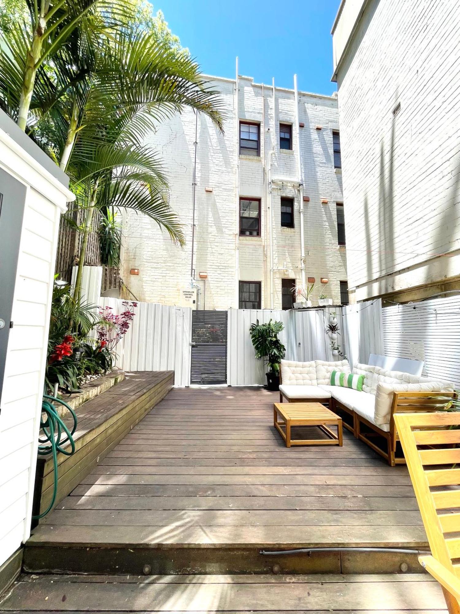 Apartment Secret Garden House In *
