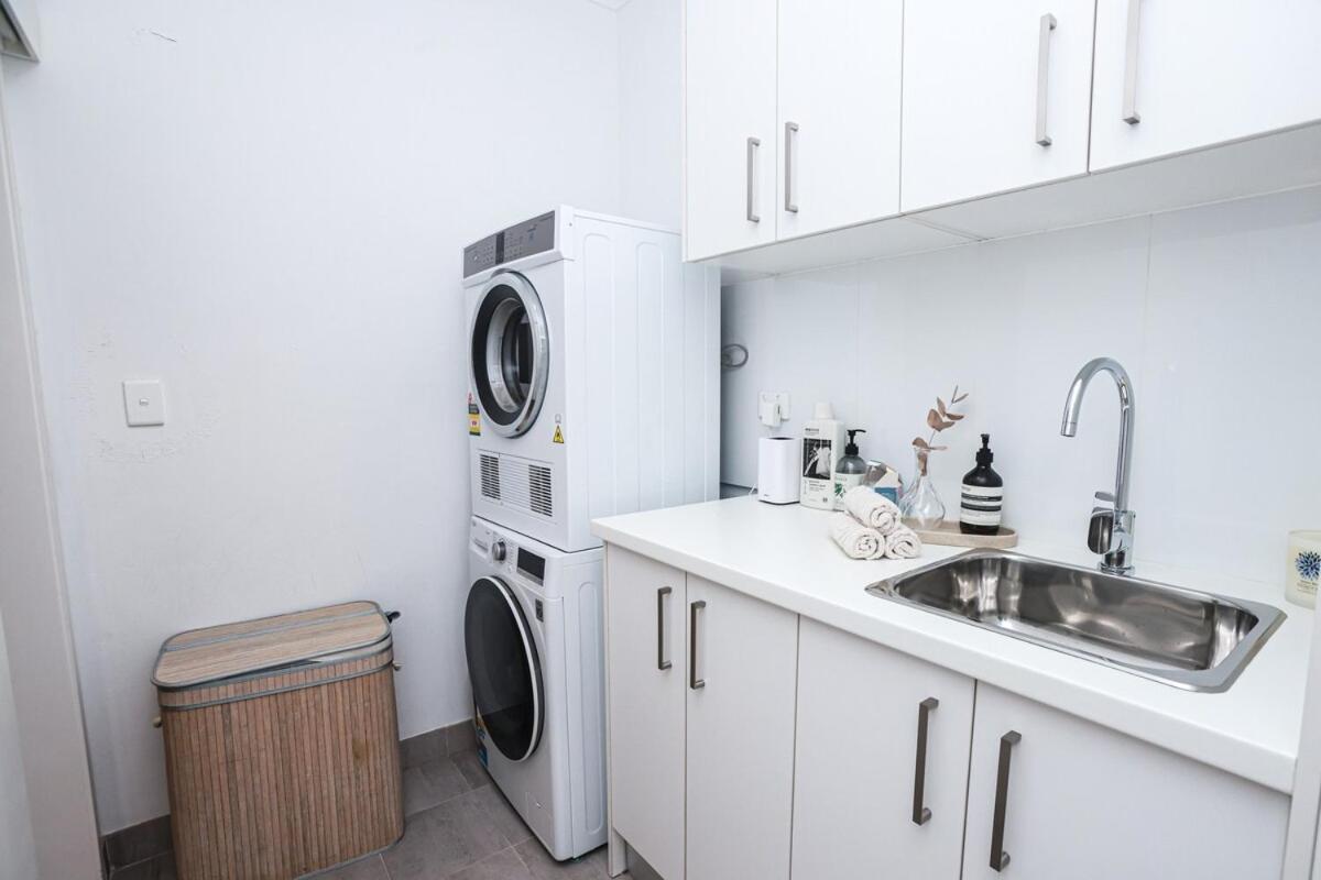 Modern 3br Beachside Oasis Apartamento *