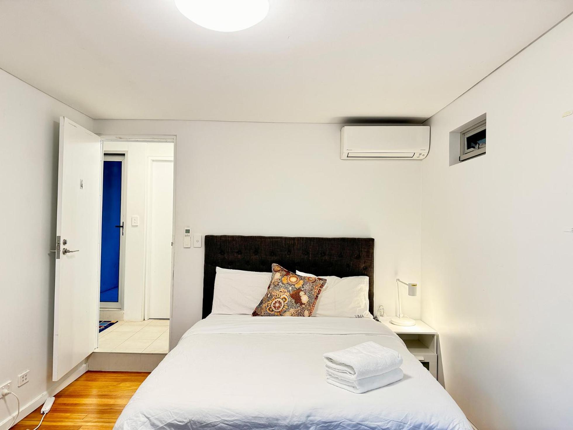 Glebe Air-con *