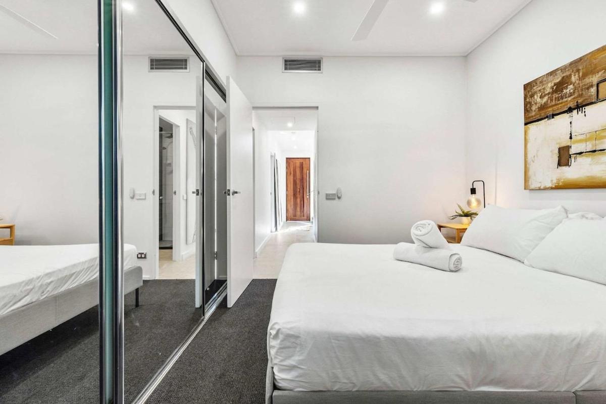 Beautiful House In Glebe With Two-car Garage Sydney