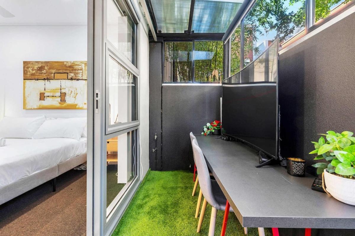 Beautiful House In Glebe With Two-car Garage * Sydney