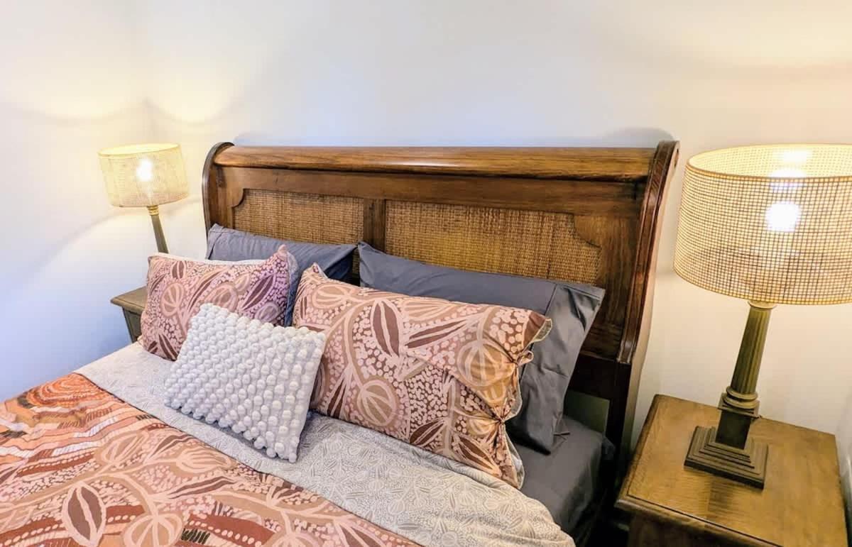 Ferienhaus Charm & History 3bdr Close To Harbour Views Sydney
