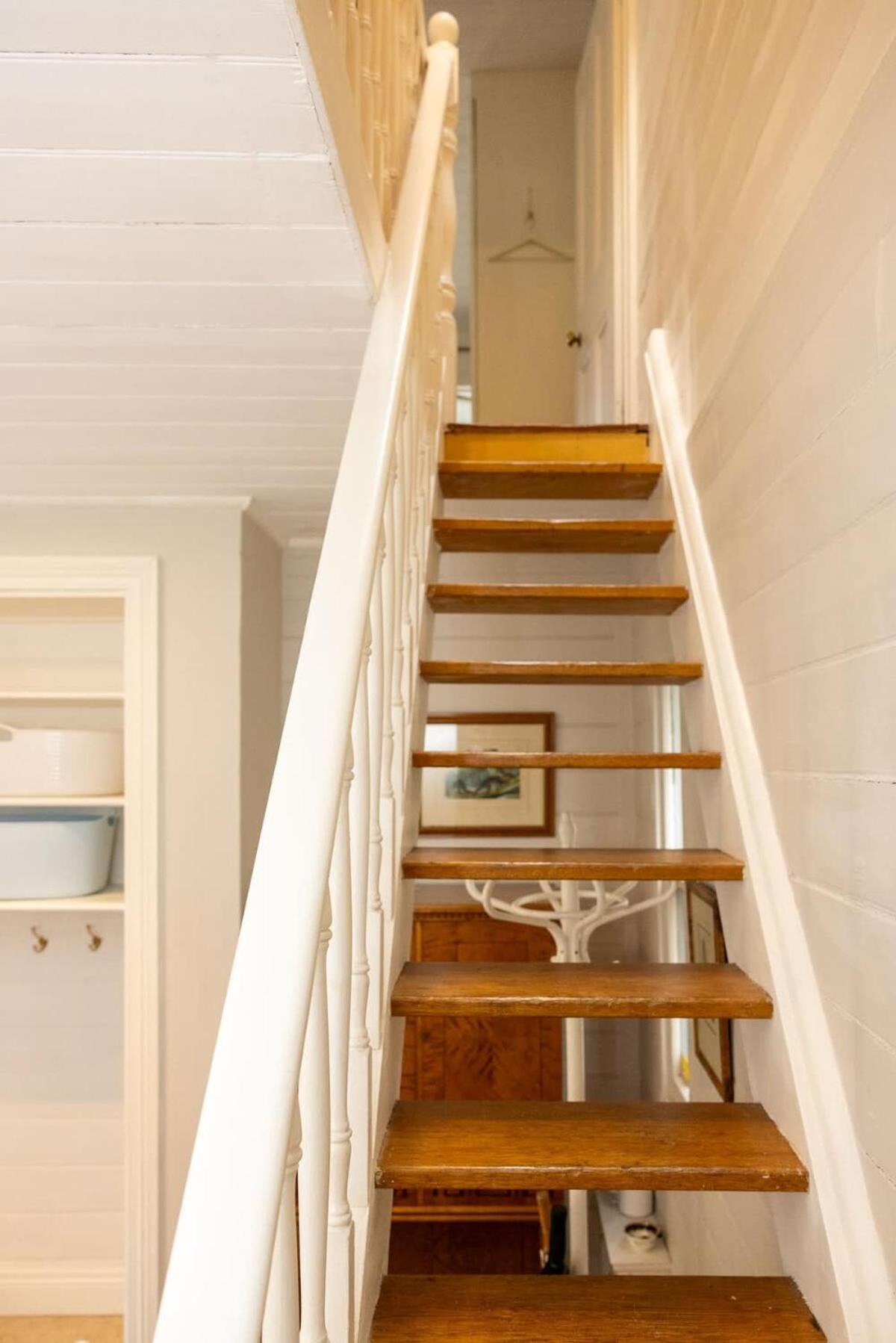 Charm & History 3bdr Close To Harbour Views