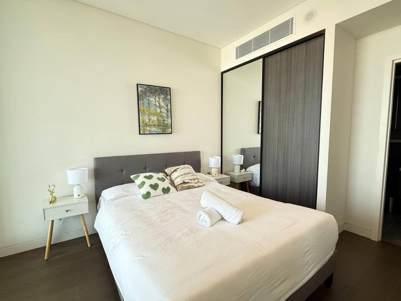 2br Close To Accor Stadium