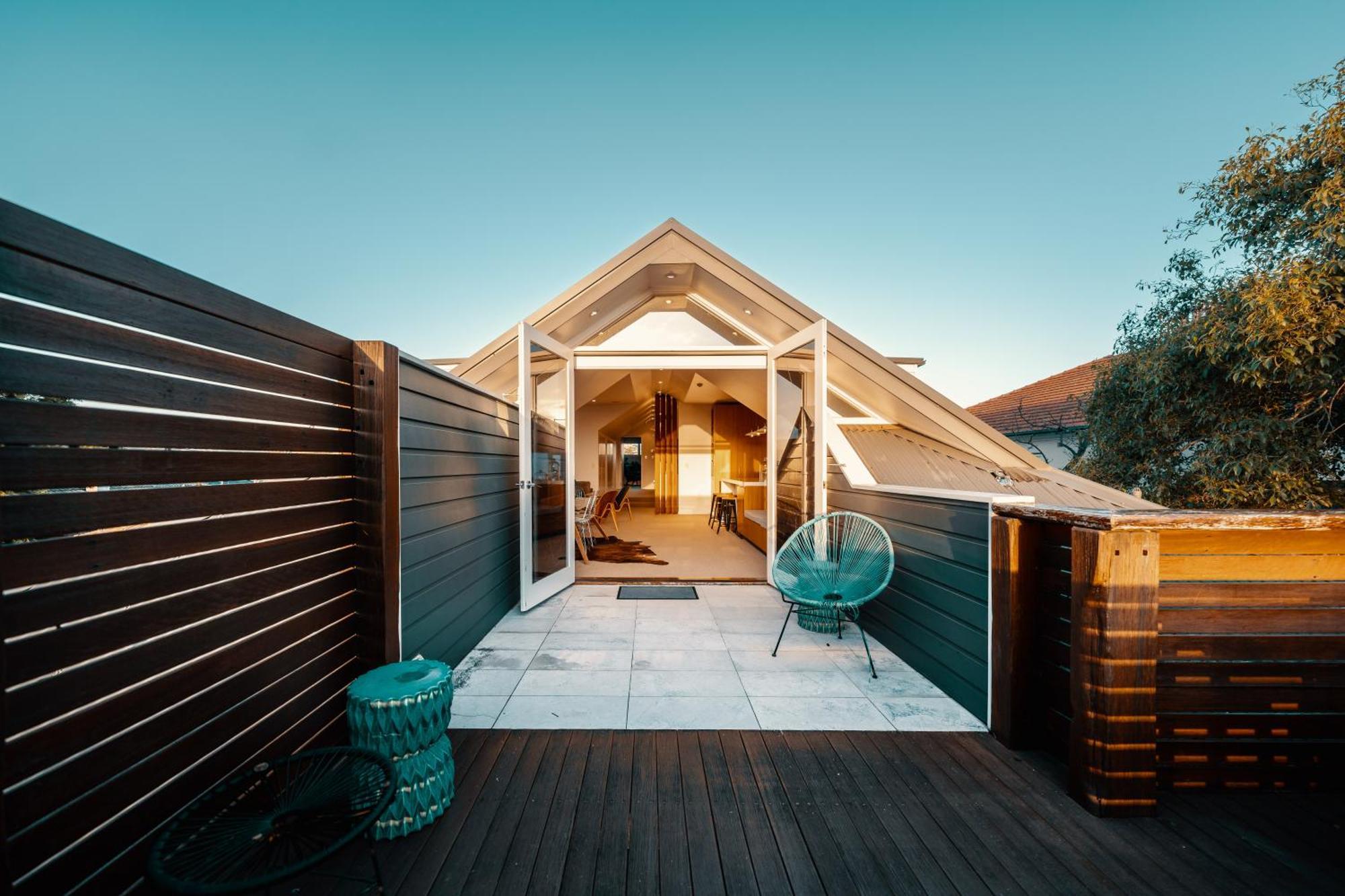 Cremorne Point Manor 4*