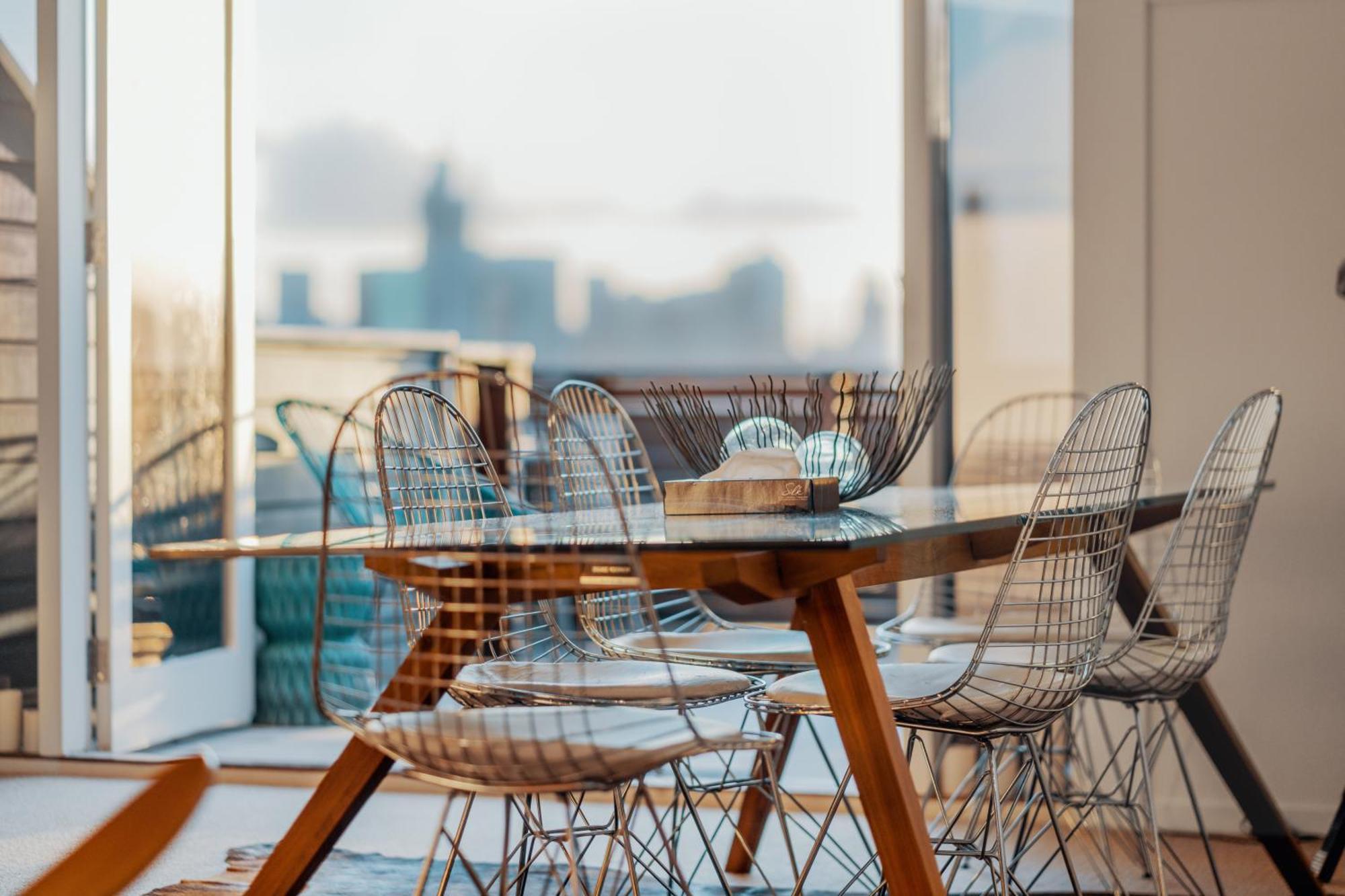 Cremorne Point Manor 4*