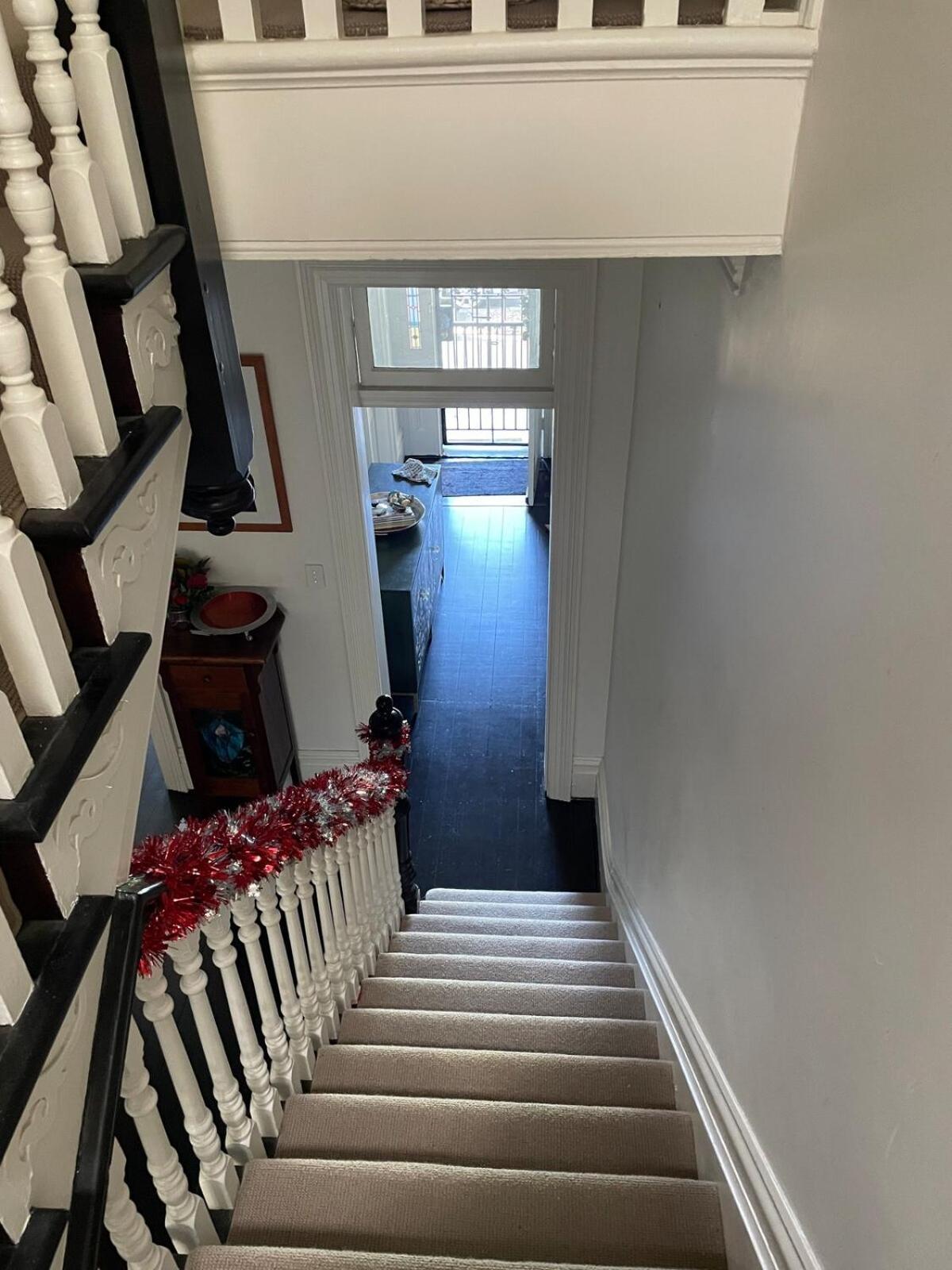 Updated Newtown Terrace * Sidney