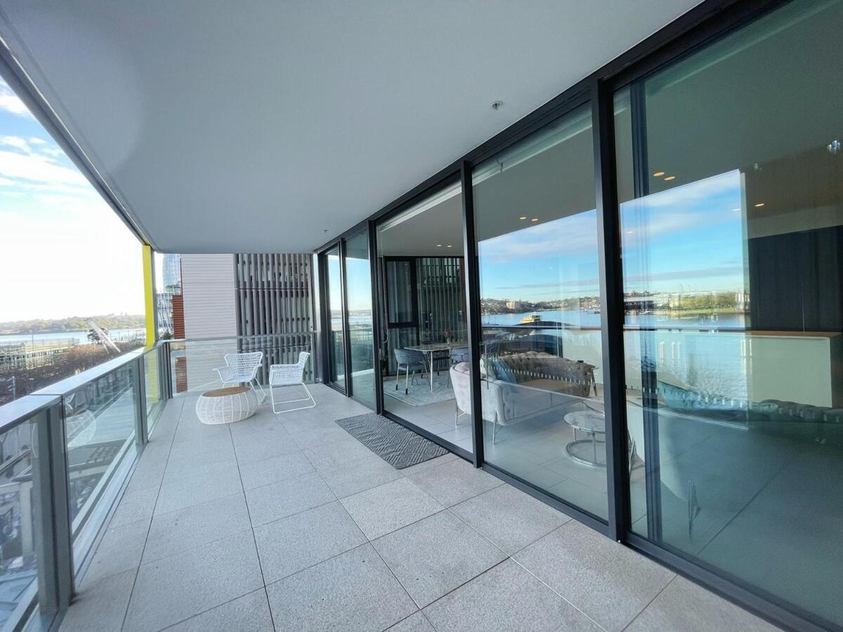 Rare Luxury Waterfront Living Apartment Sydney