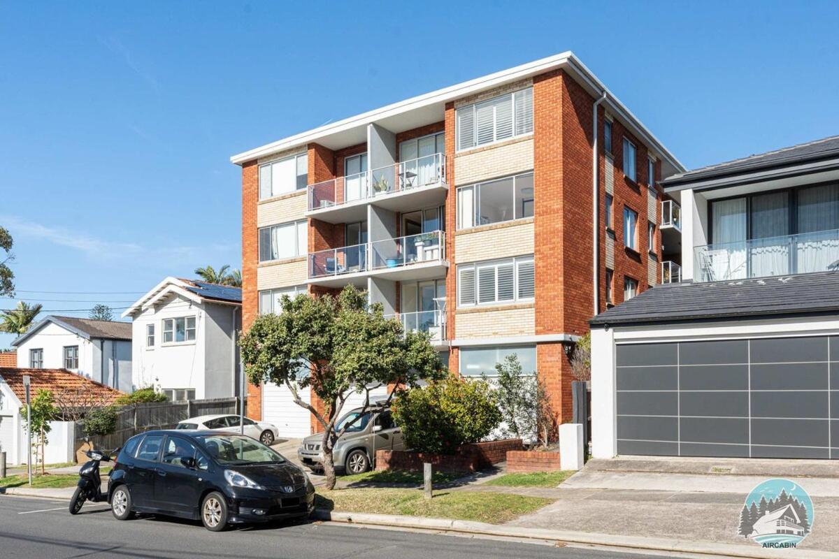 Relaxing Sunny North-facing 2-bed In Vaucluse