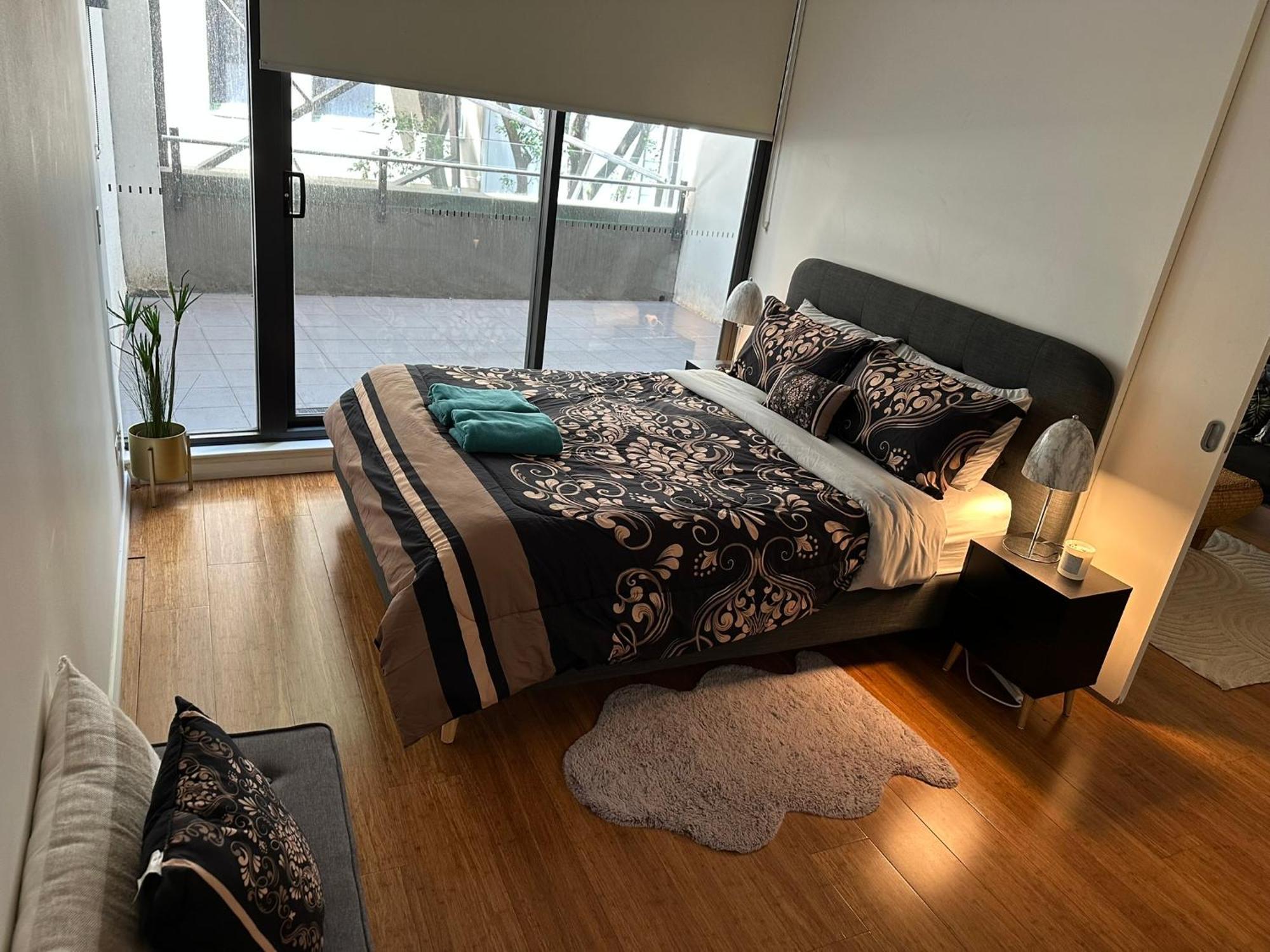 Stylish 1 Bedroom Location Apartment Sydney