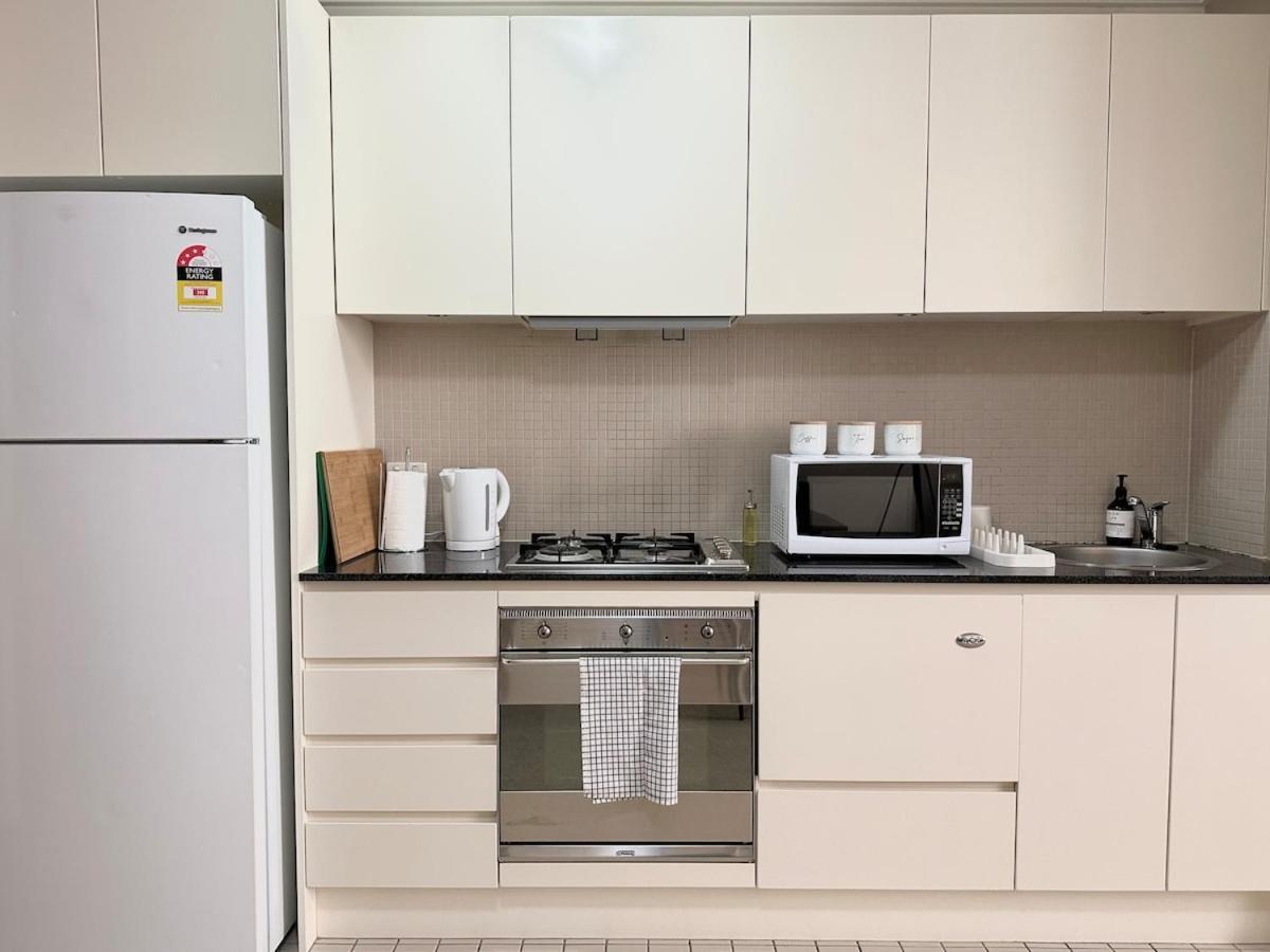 Apartment North With Free Parking Sydney
