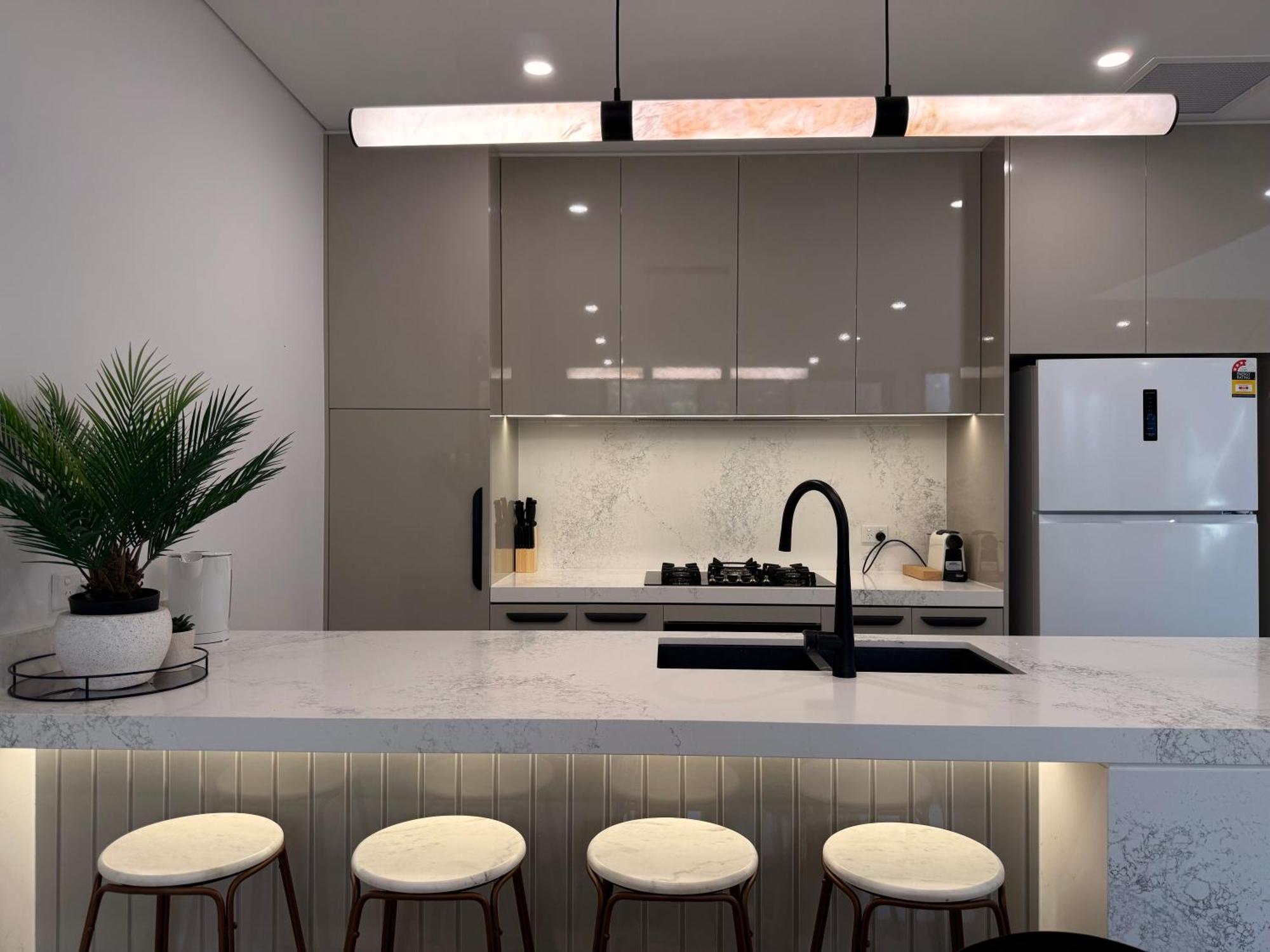 Eastgardens 4bed 3bath Brand New Townhouse 2 Car Villa *