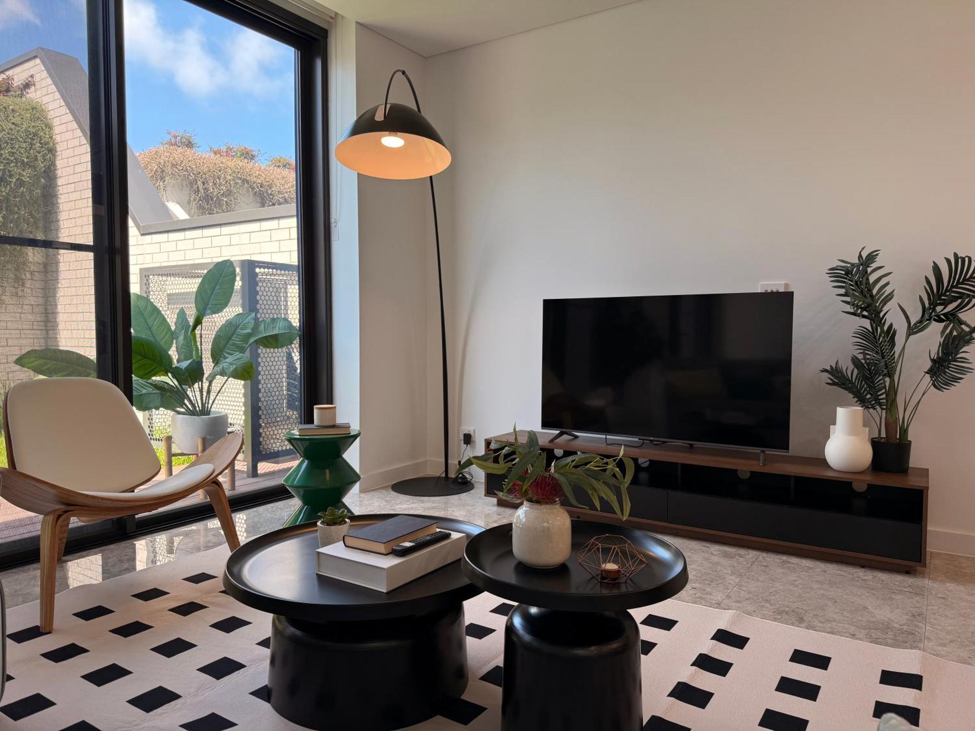 Eastgardens 4bed 3bath Brand New Townhouse 2 Car