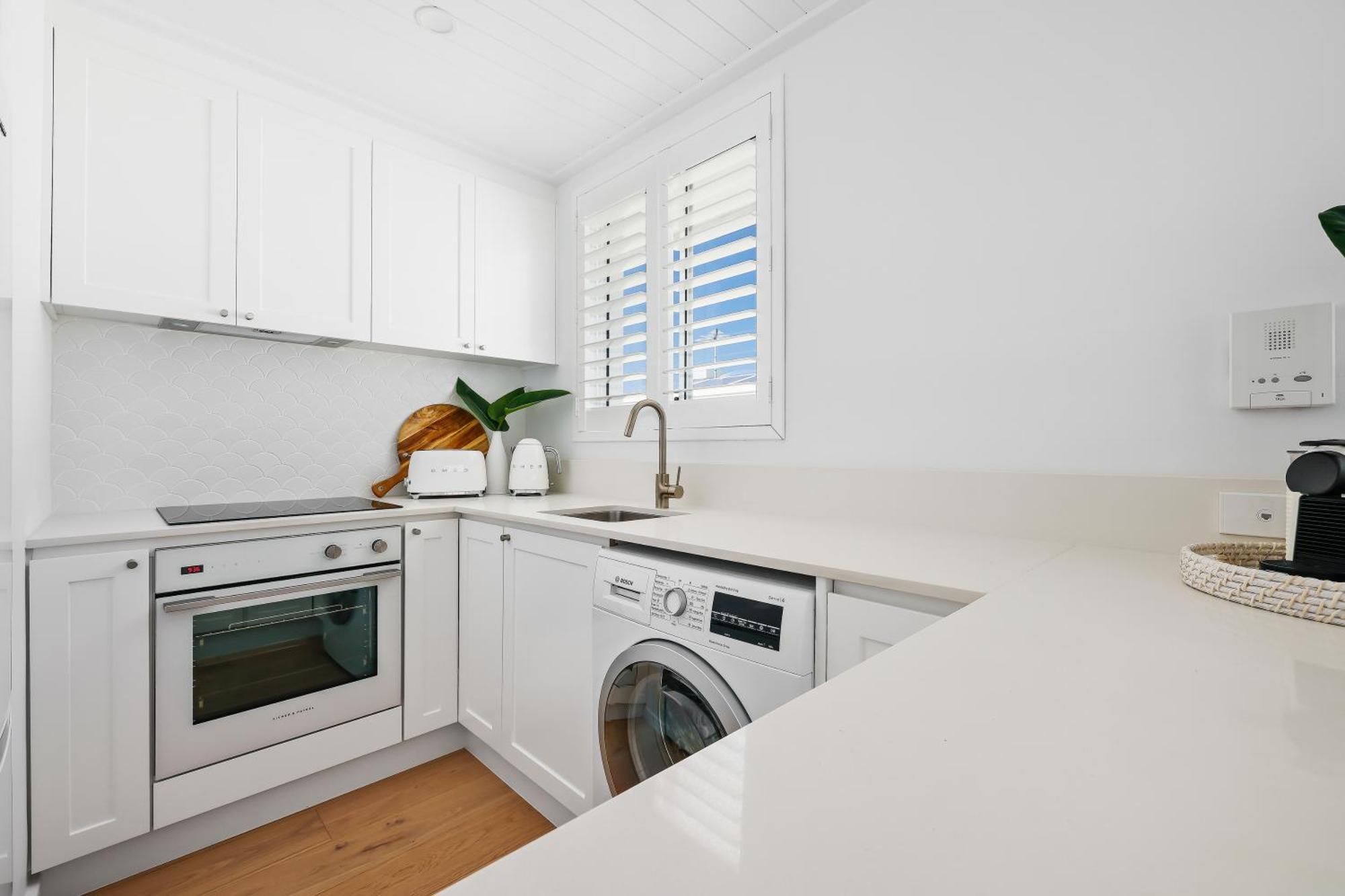 The At Bondi Queen 2 Apartment Sydney