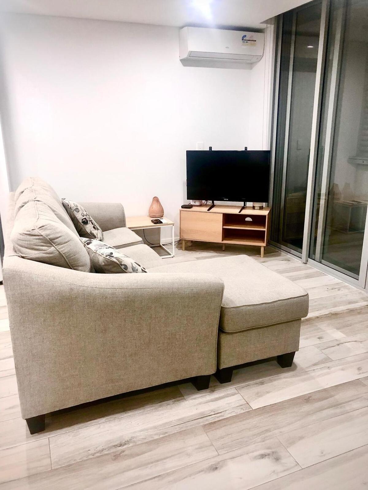 One Bedroom Oasis In Strathfield Apartment