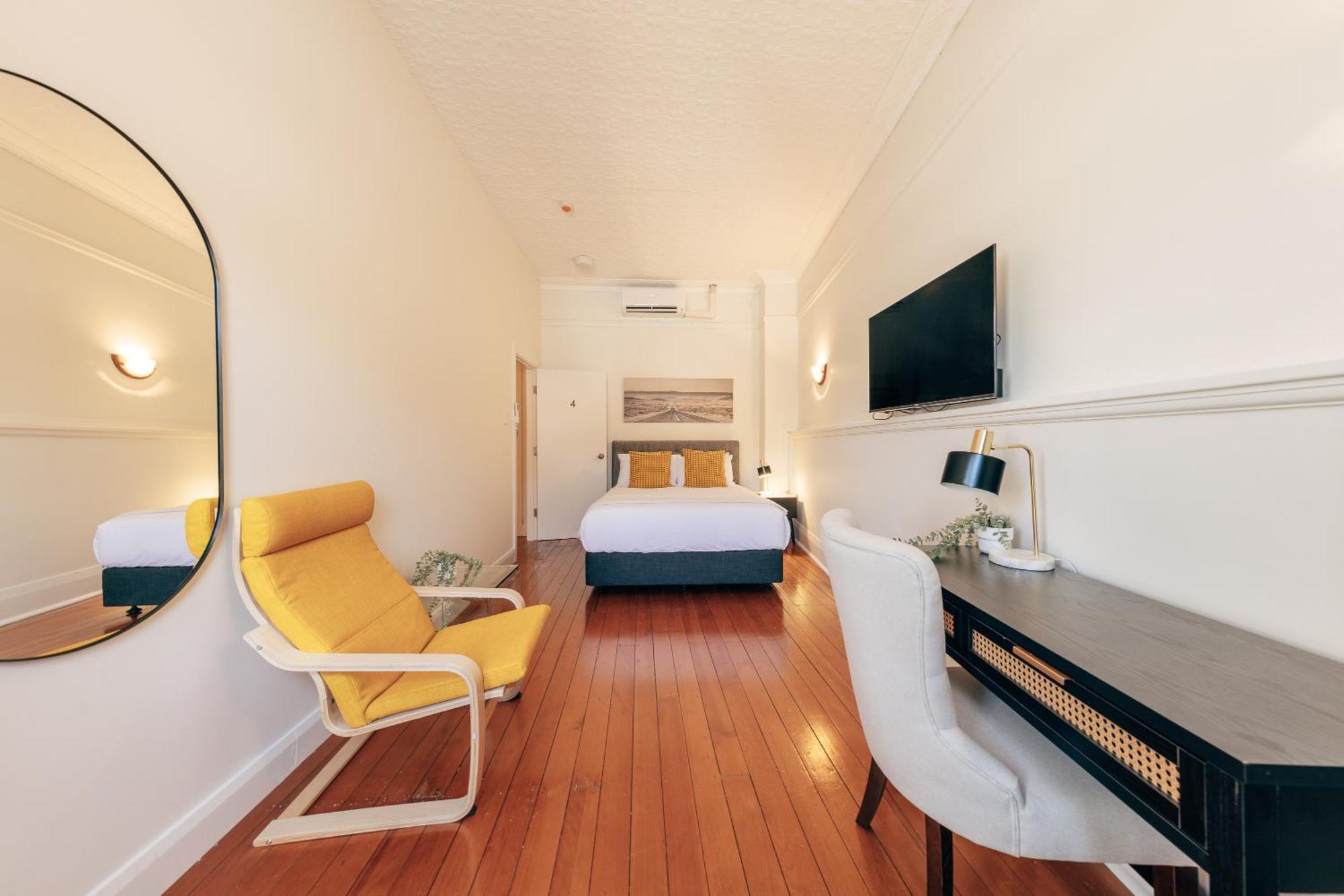 Gaslight - Adults Only Hotel Sydney