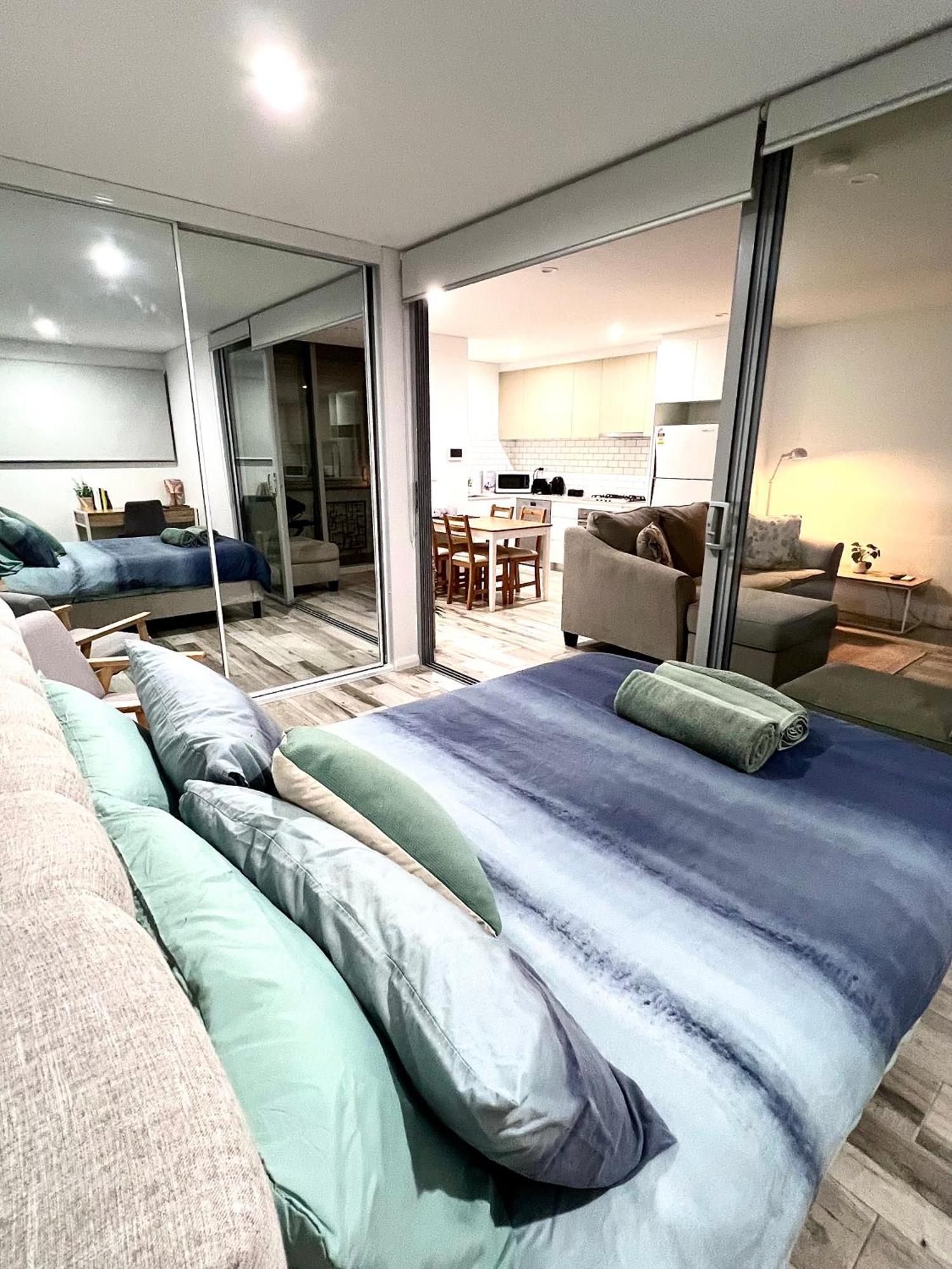 Apartment One Bedroom Oasis In Strathfield