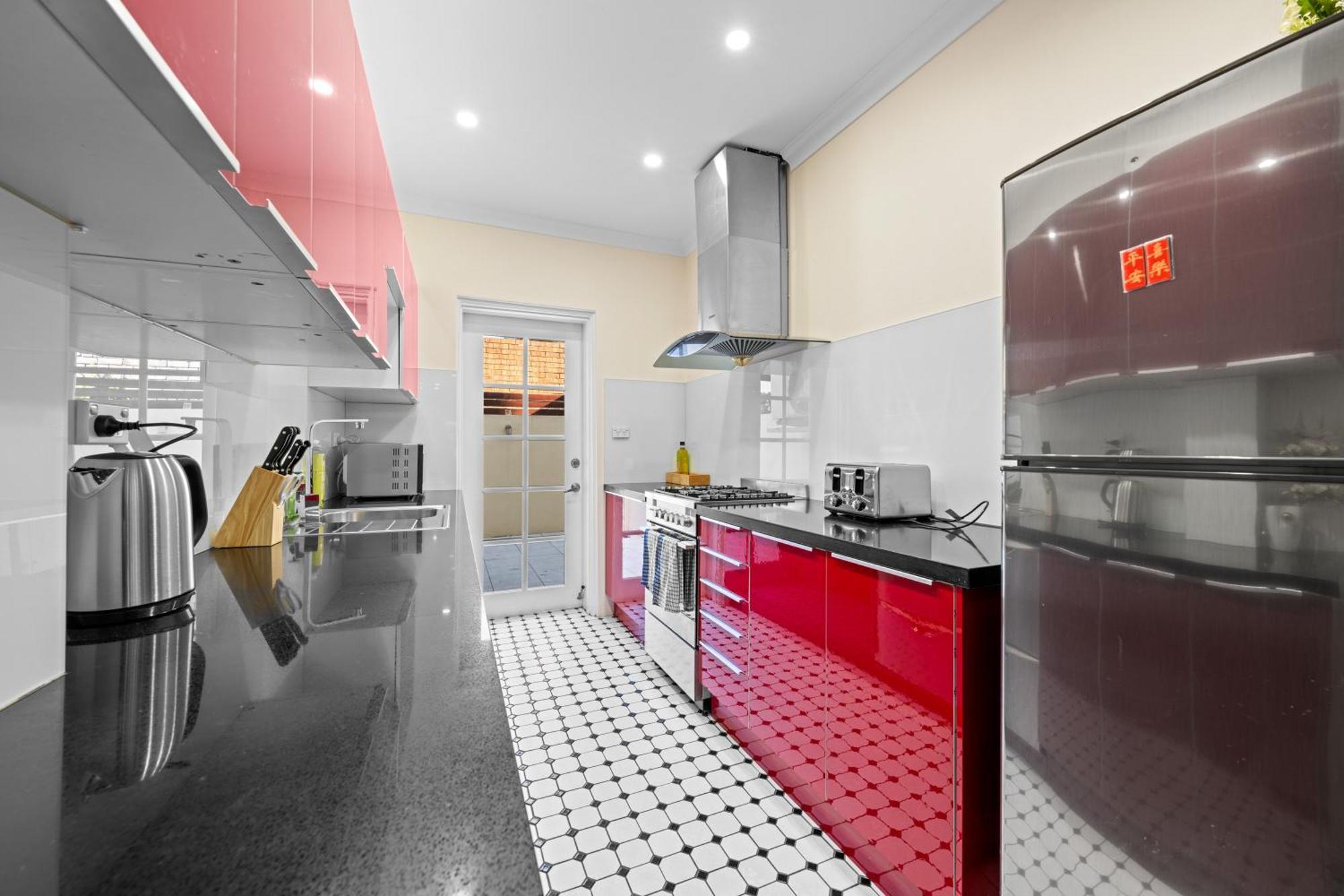 Comforting 2br House & Fishmarket & Casino-3 Mins Walk Ferienhaus Sydney