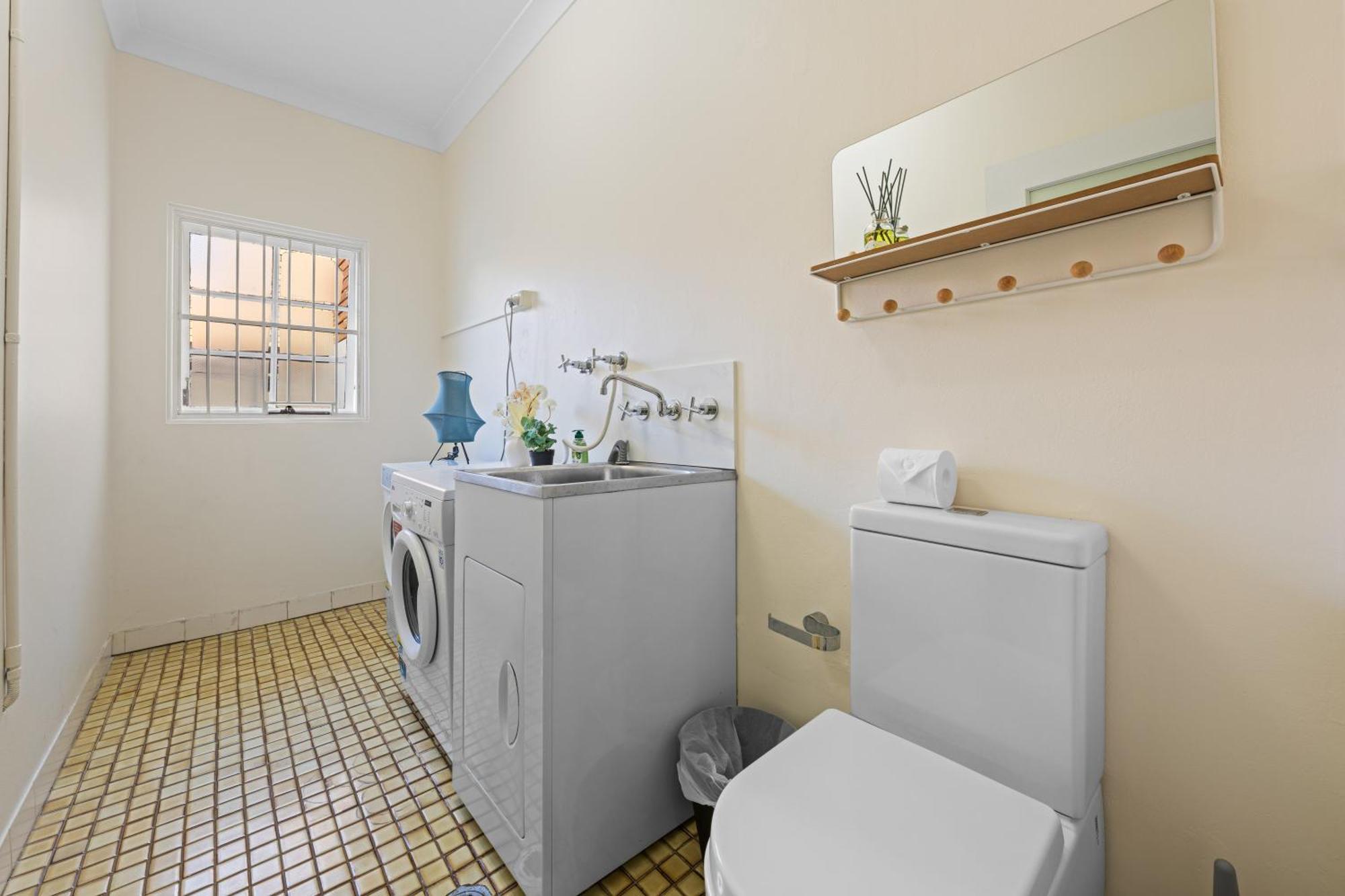 Ferienhaus Comforting 2br House & Fishmarket & Casino-3 Mins Walk Sydney