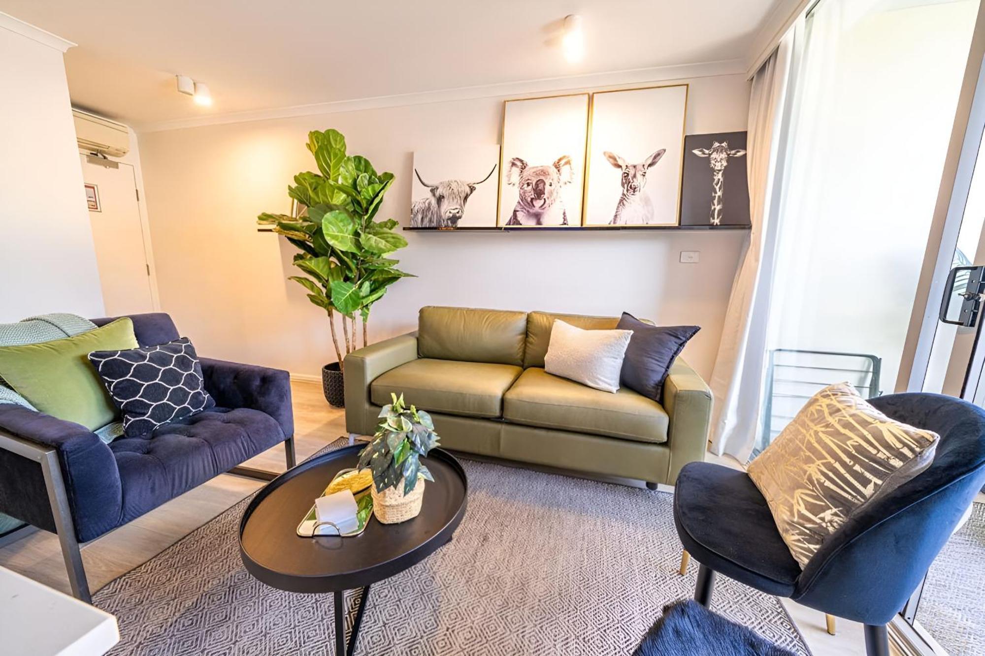 Bright 1br With On-site Gym I Sauna I Pool And Parking Apartment *