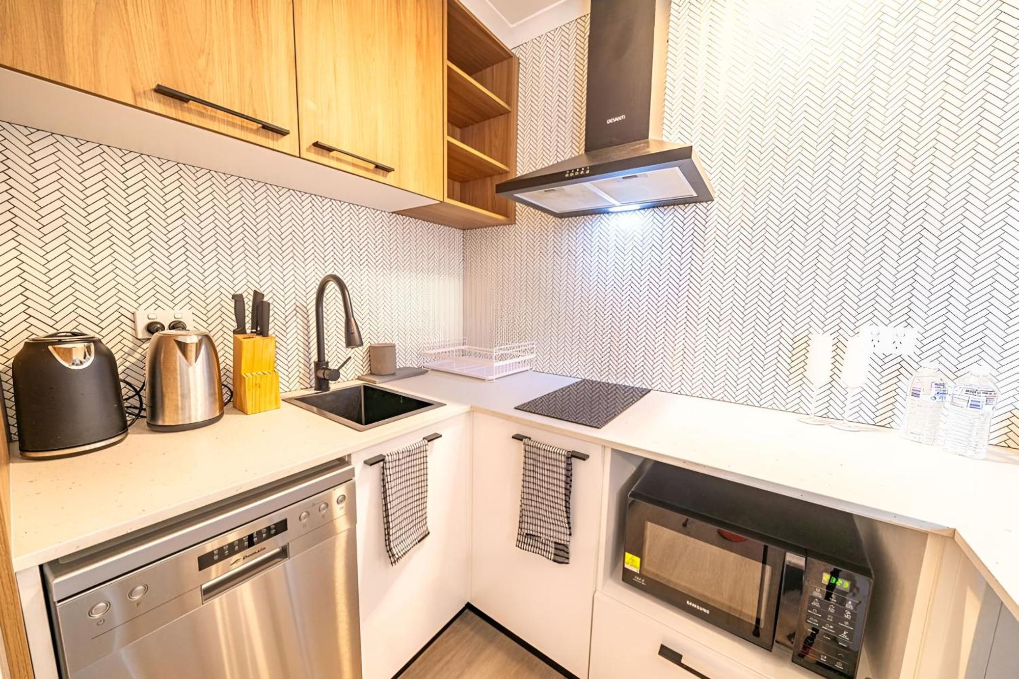 Bright 1br With On-site Gym I Sauna I Pool And Parking Apartment *