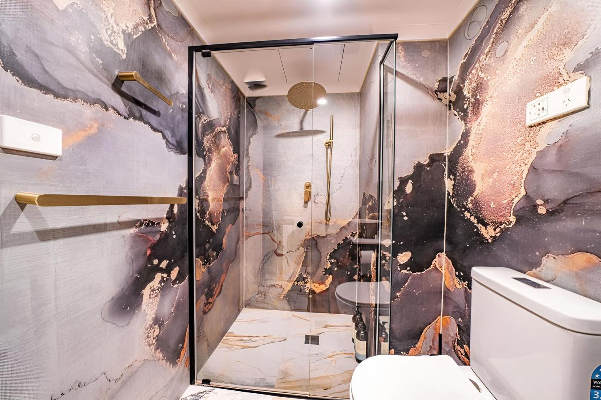 Bright 1br With On-site Gym I Sauna I Pool And Parking Apartment Sydney