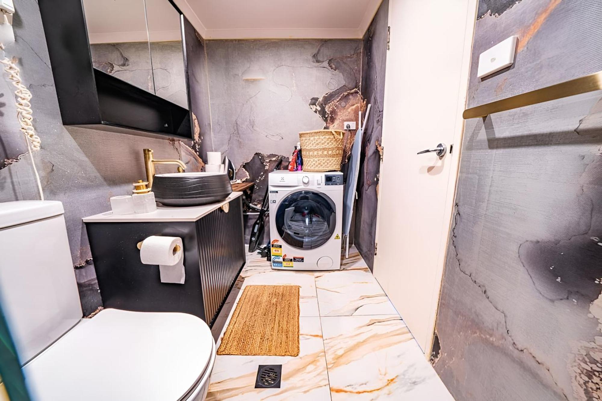 Apartment Bright 1br With On-site Gym I Sauna I Pool And Parking