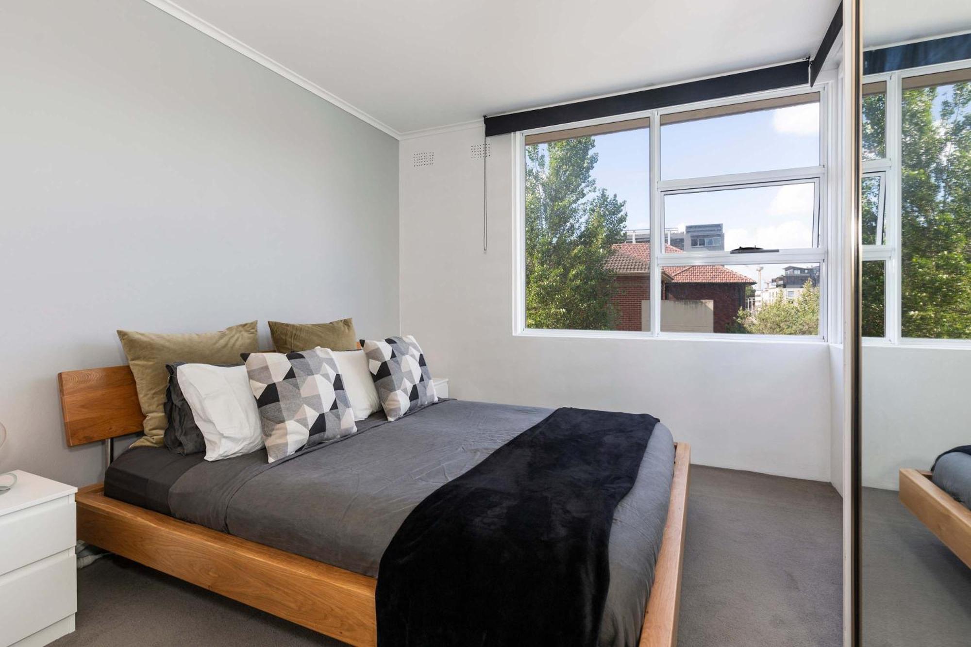 Spacious Near Scg & Entertainment Qtr Apartment