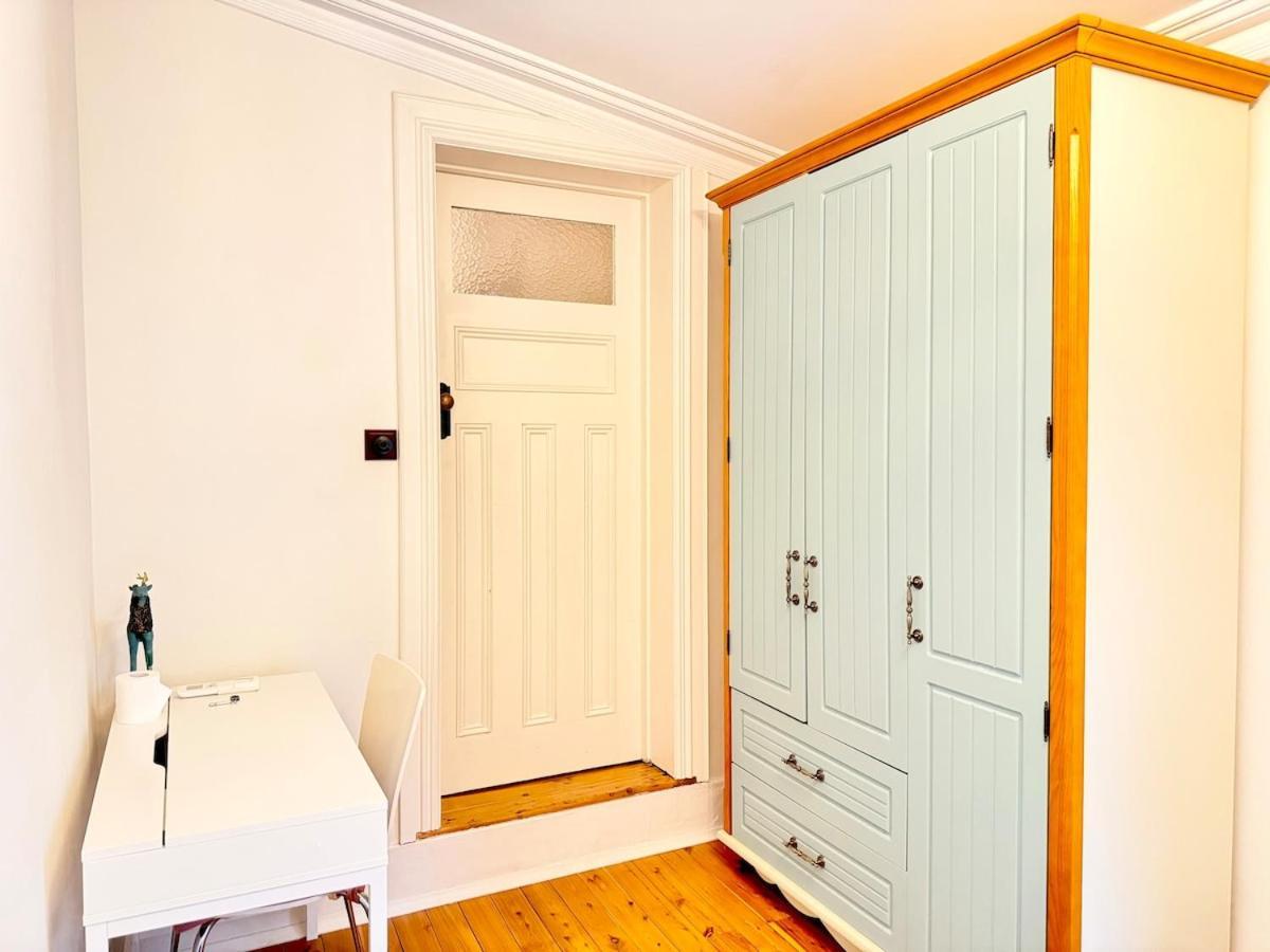 Kent St Townhouse Villa