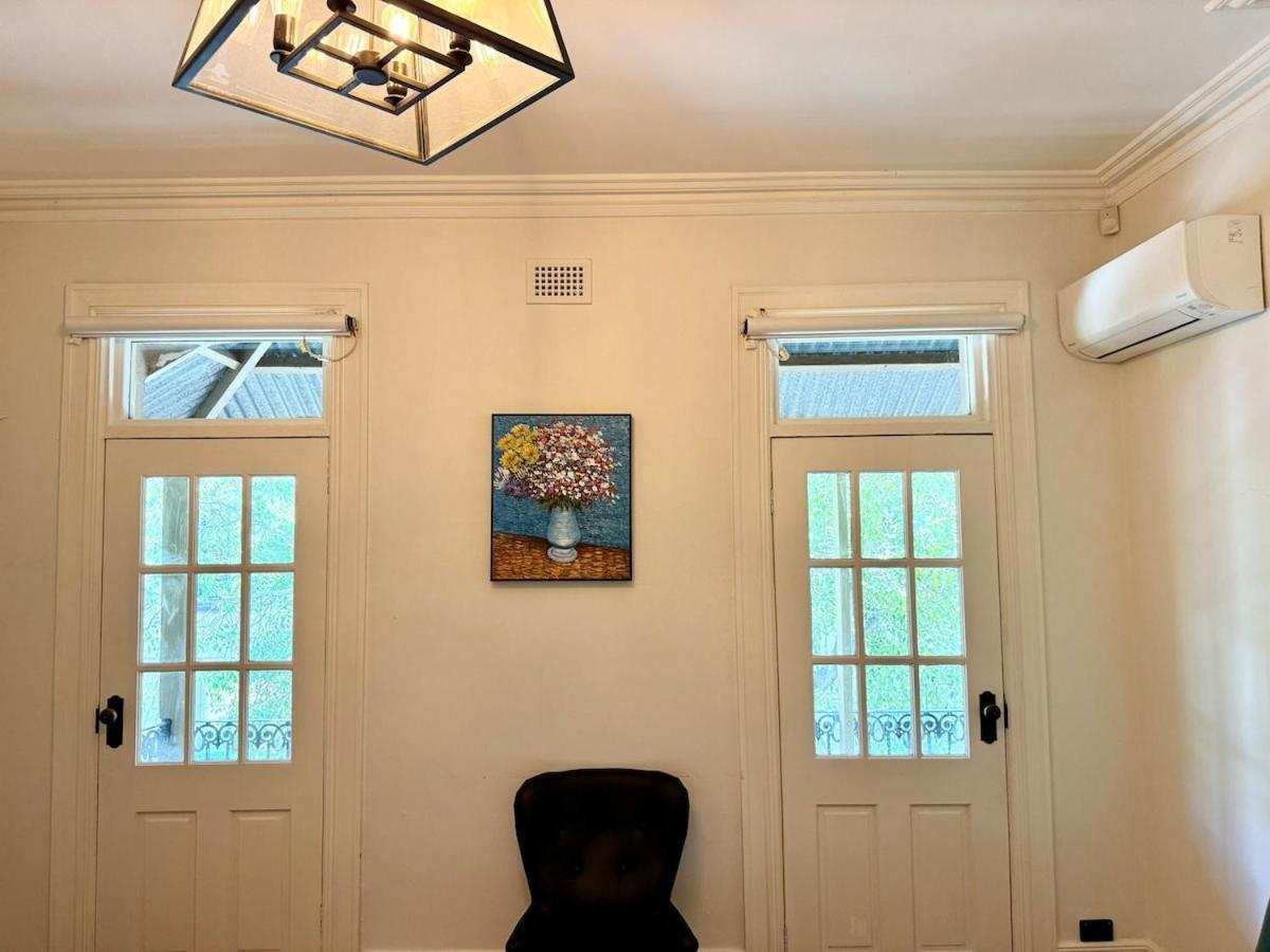Kent St Townhouse