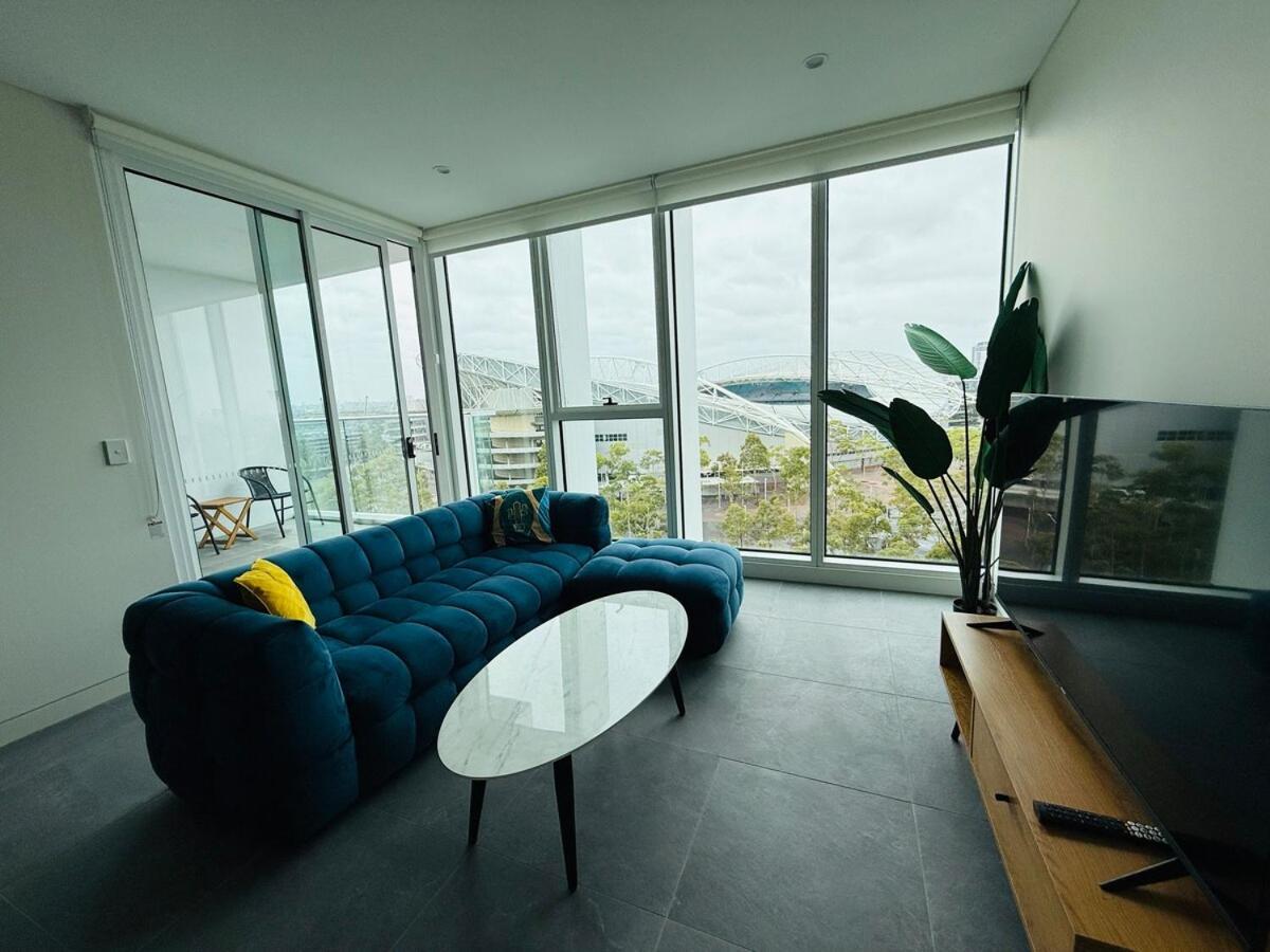 Apartment Olympic Park Gem 2 Bedroom Condo-parking, Pool Gym 10 Sydney