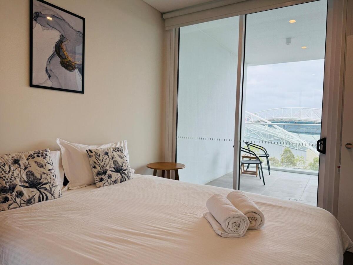 Olympic Park Gem 2 Bedroom Condo-parking, Pool Gym 10 Apartment