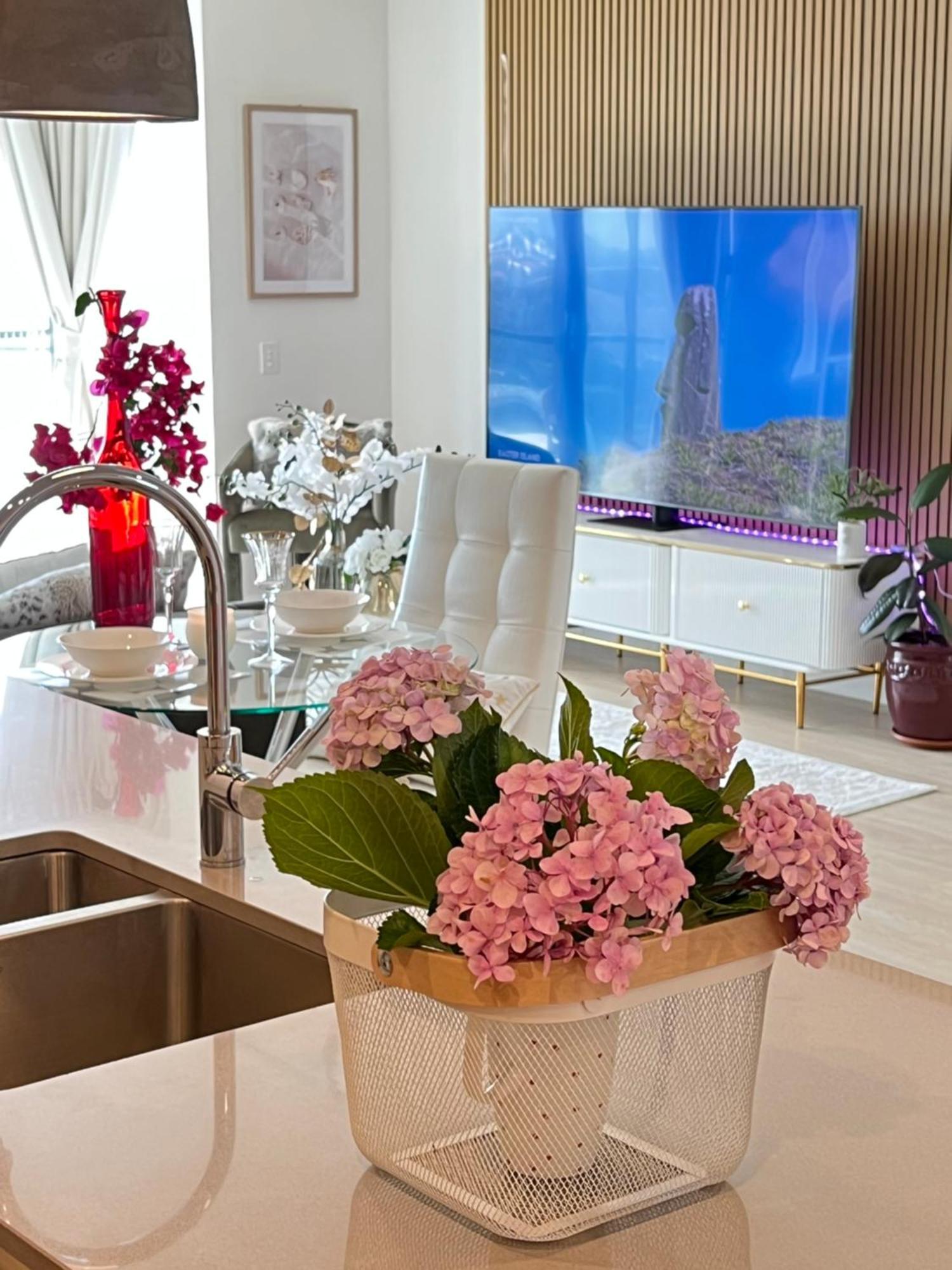 Luxury With Panoramic Views Apartment Sydney