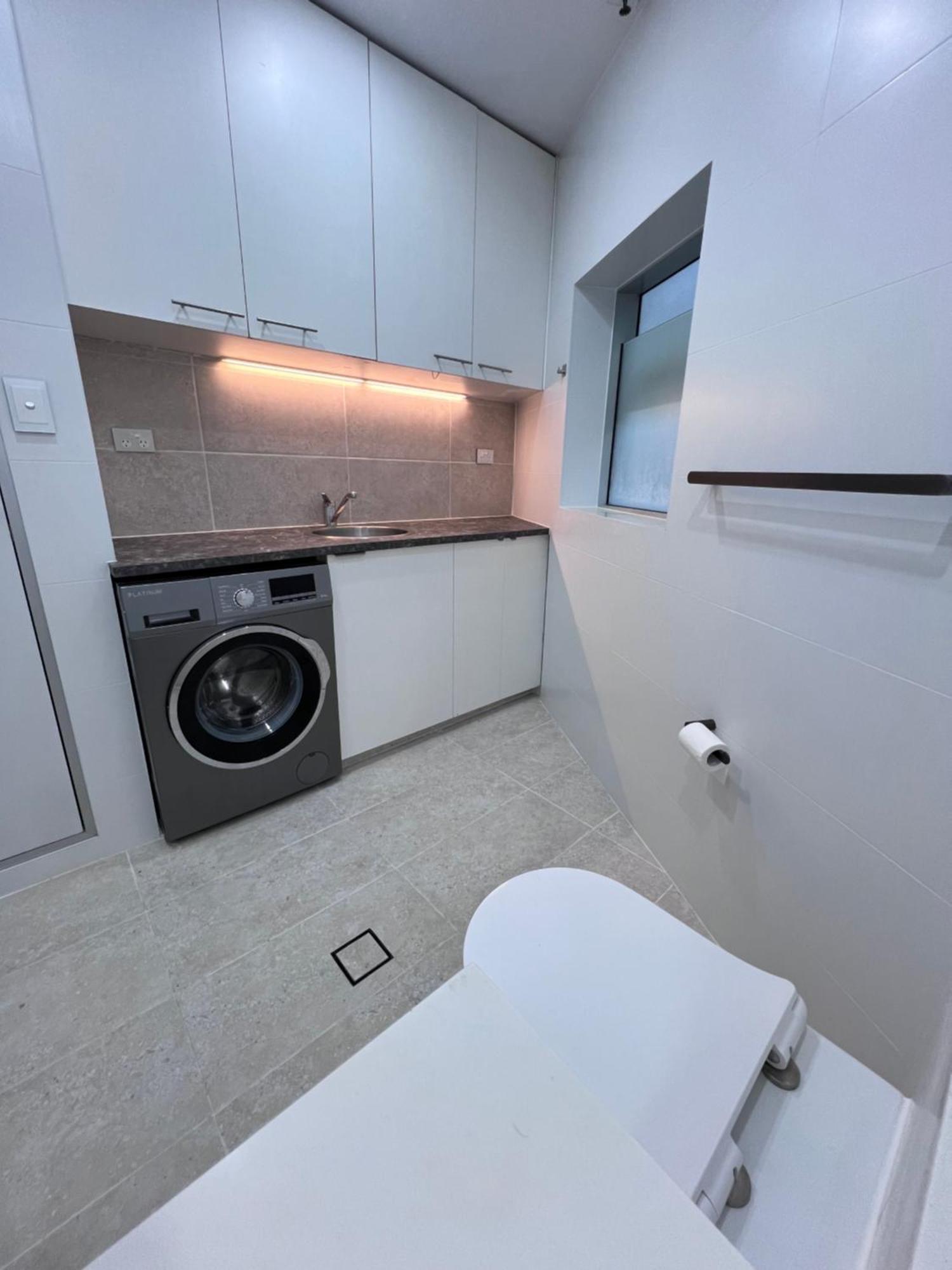 Modern Beachside Suite-just Steps From Bondi * Sidney