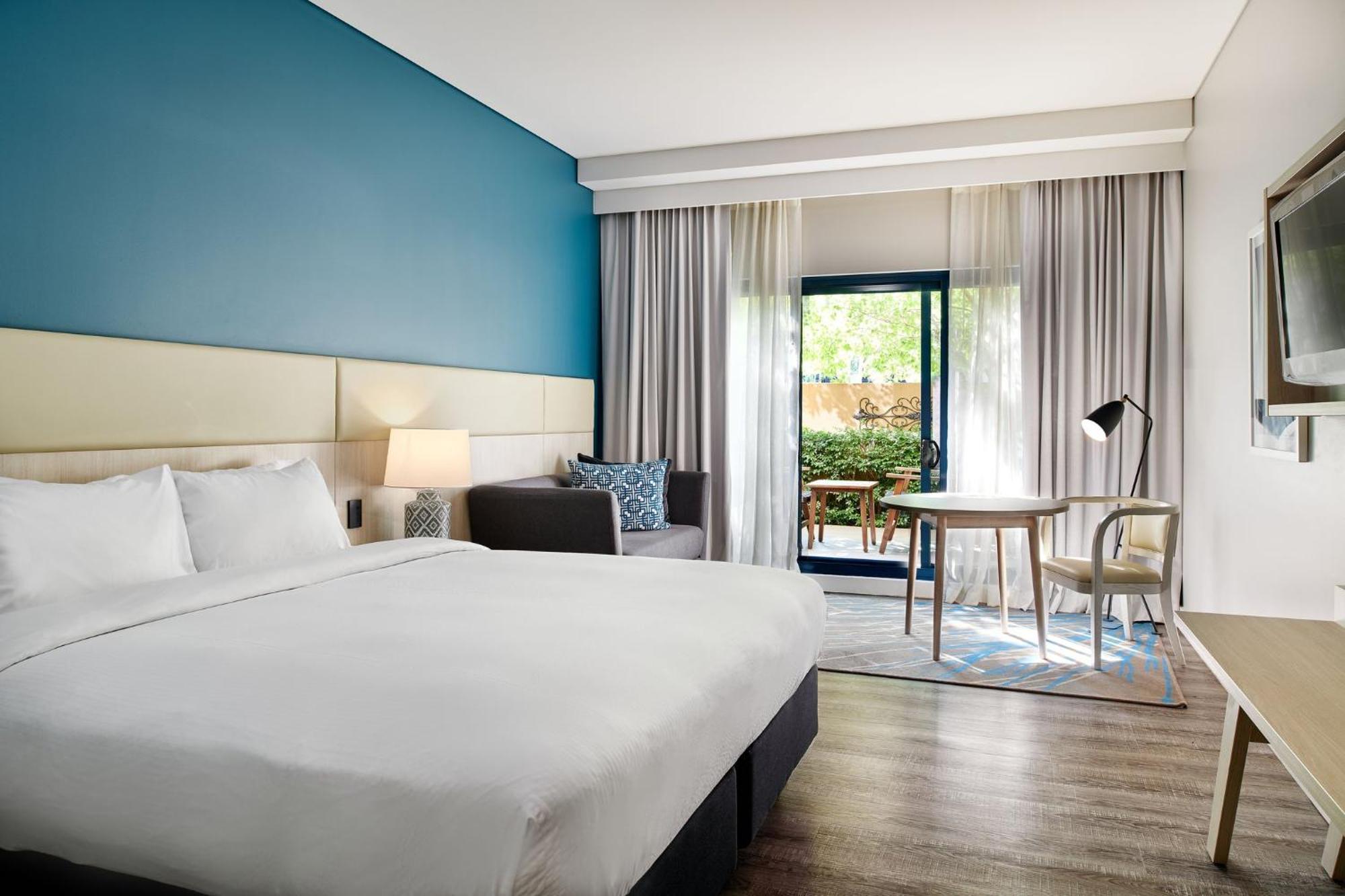Crowne Plaza Macquarie Park By Ihg 4*