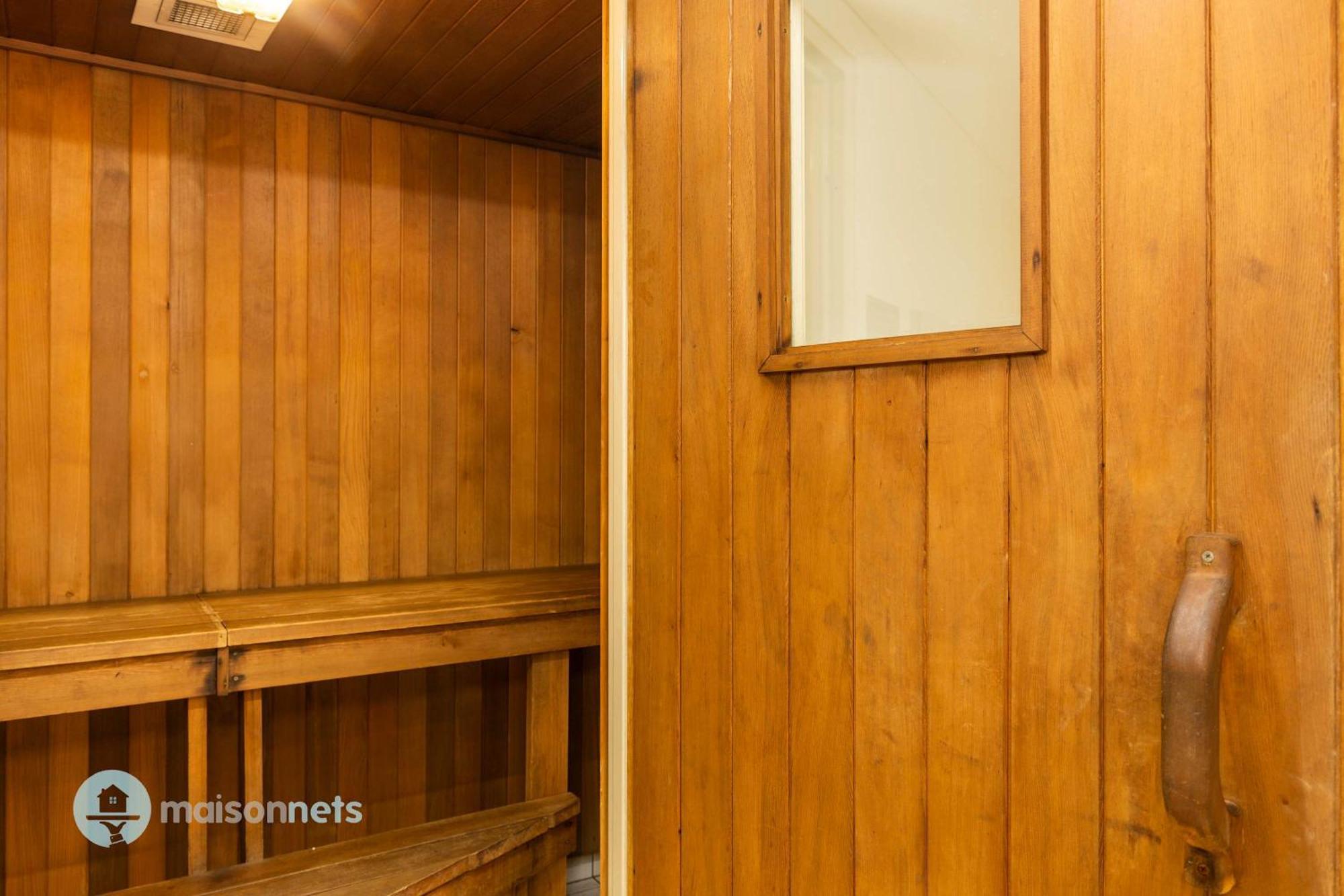 Apartment African Inspired Oasis Surry Hills Walk To