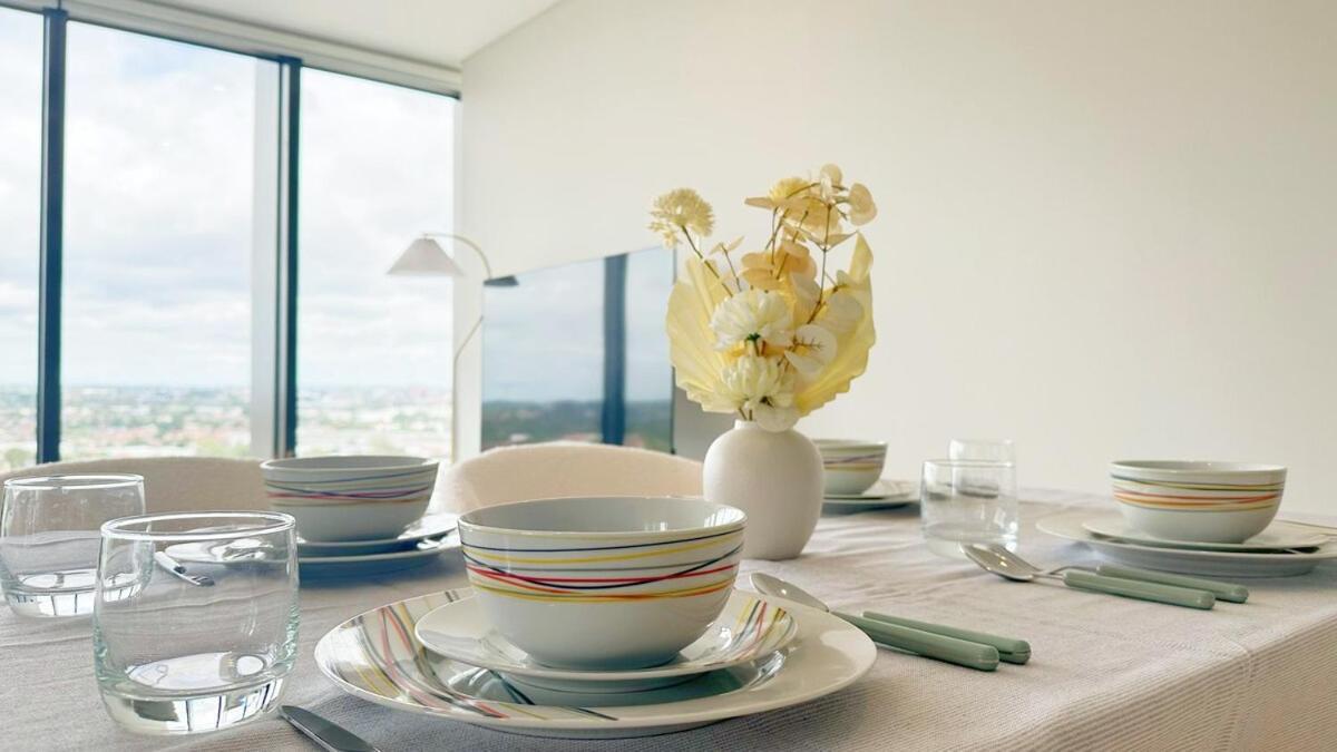 Sunset Serenity 2 Bedroom In Olympic Park Apartment Sydney