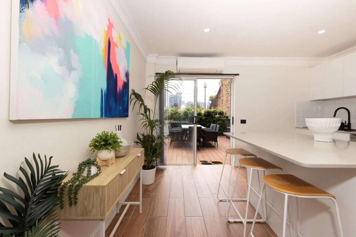 Apartment Cozy For 8 People Sydney