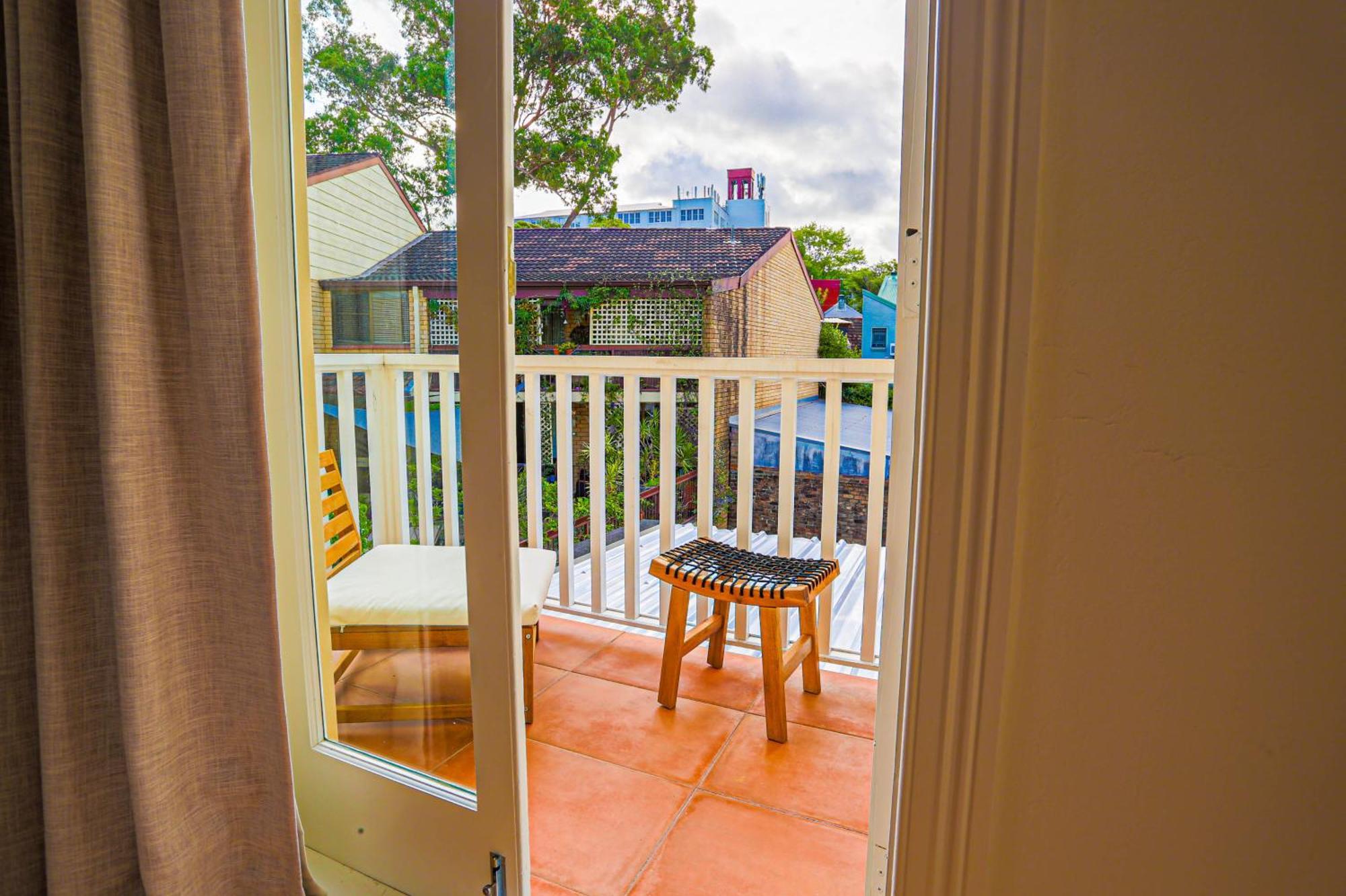 Elegant 1 Bedroom With Balcony Surry Hills 4 Apartment *