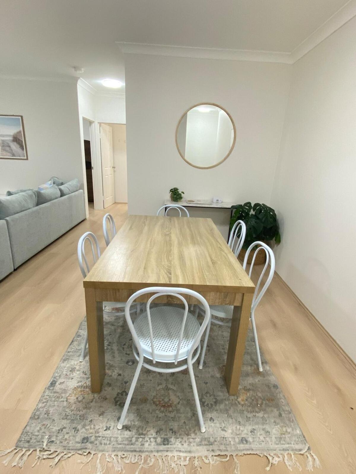 Apartamento Kozyguru Homebush West 3-beds With Parking