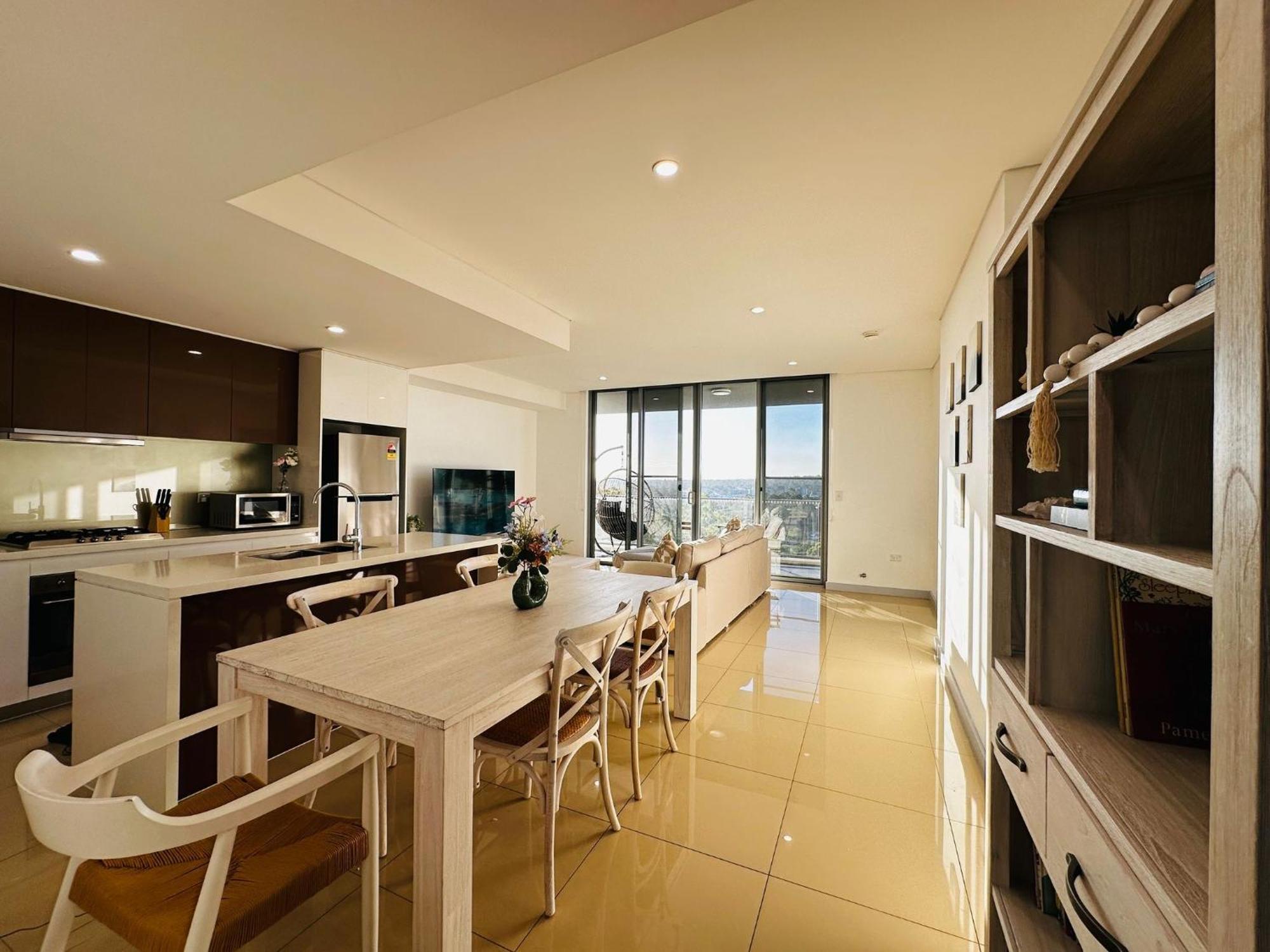 Modern 3-bedroom Apartment, Ryde Nsw 2112 Sydney