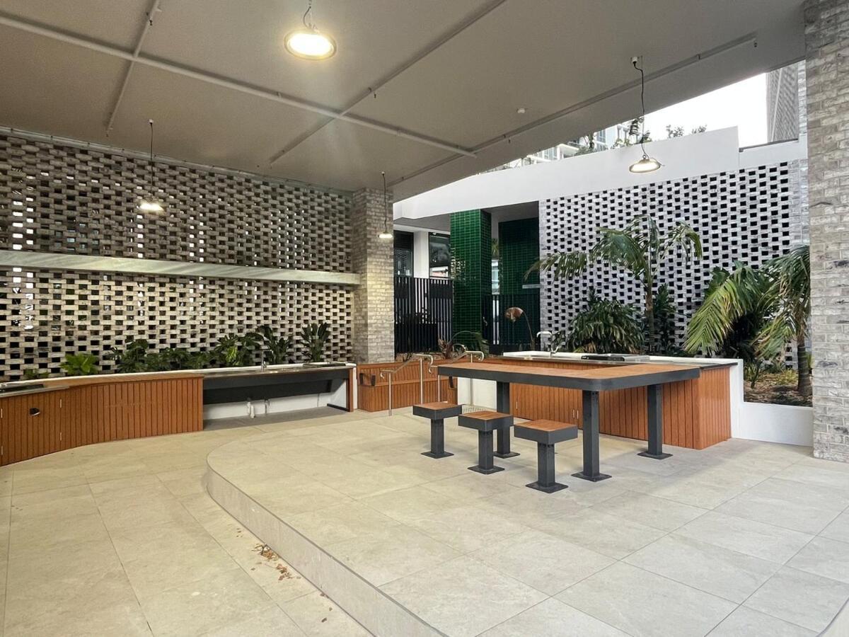 Apartment Stylish 2 Beds Apt In Olympic Park