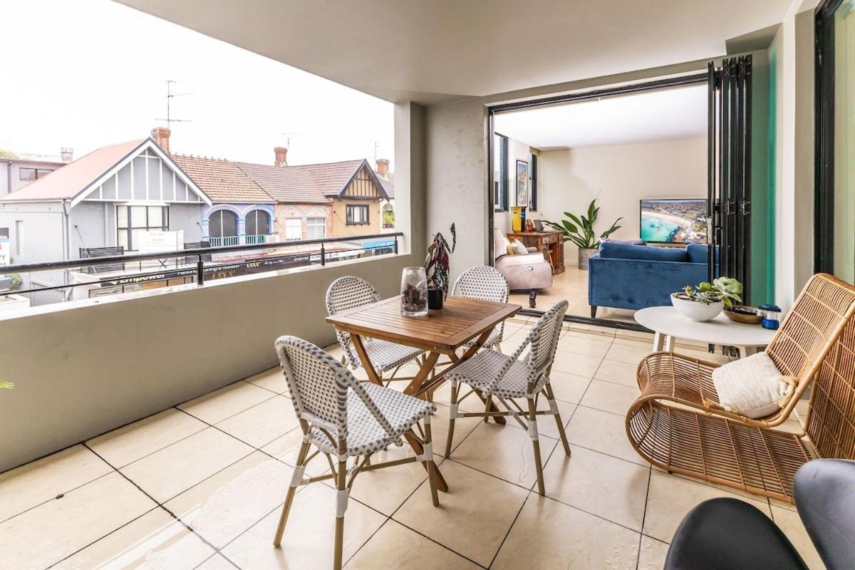 Bright & Spacious 2 Bdr W Pool Parking Balcony Ac Sydney