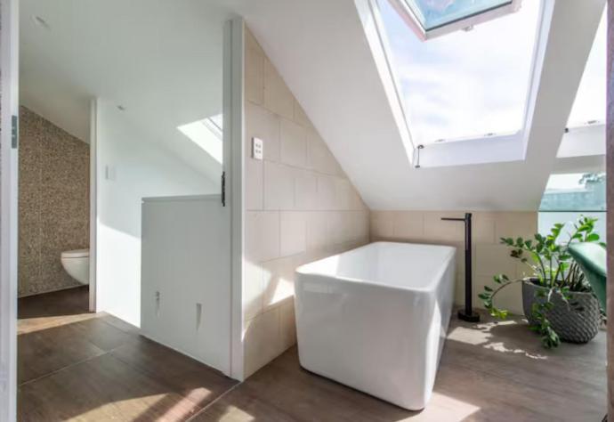 The Attic - Luxury Harbourside Hospedagem domiciliar